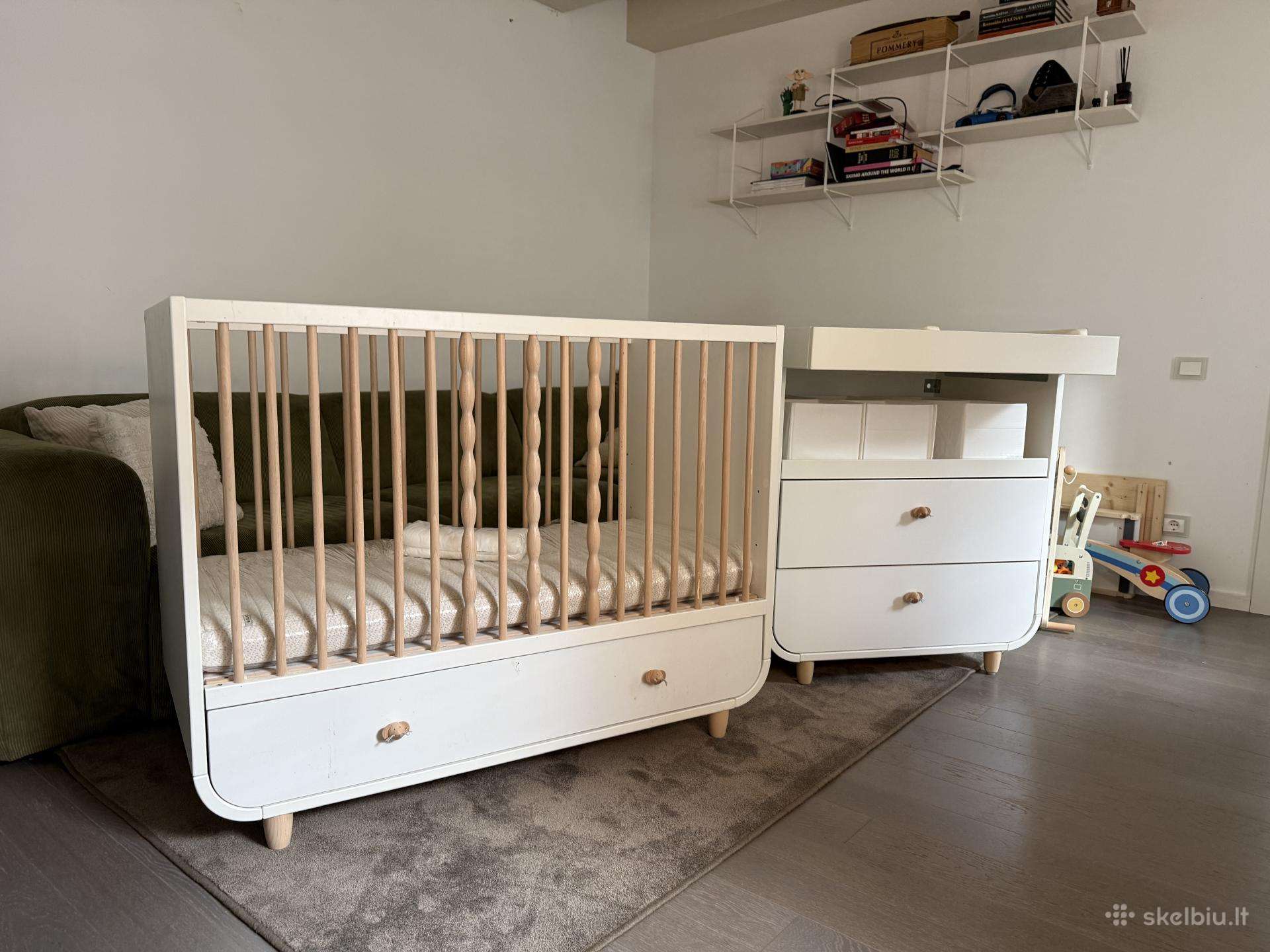 Ikea Myllra lovyte ir vystymo komoda su Lonas ciuz