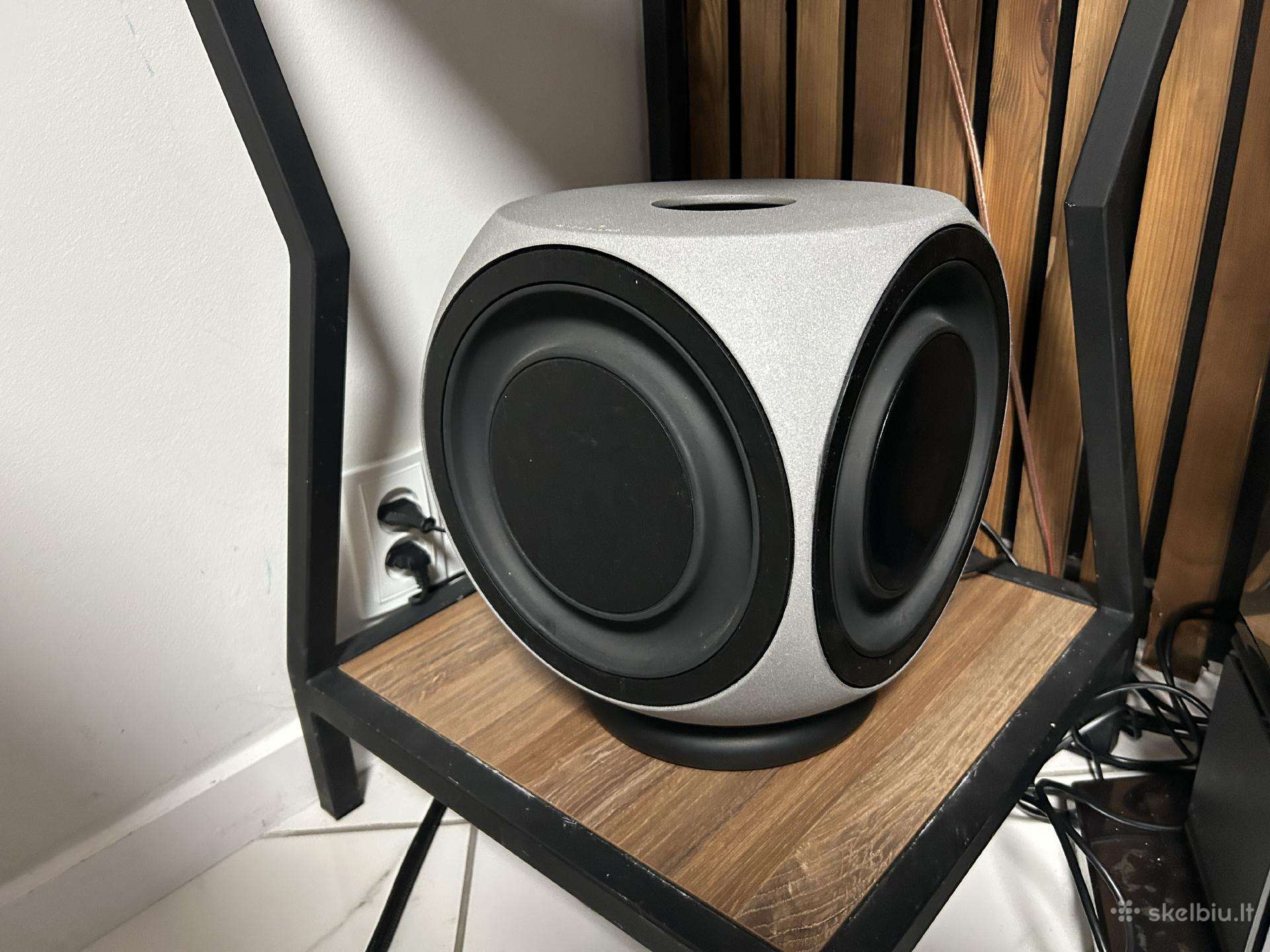 Bang & Olufsen Beolab 2 zemu dazniu garsiakalbis
