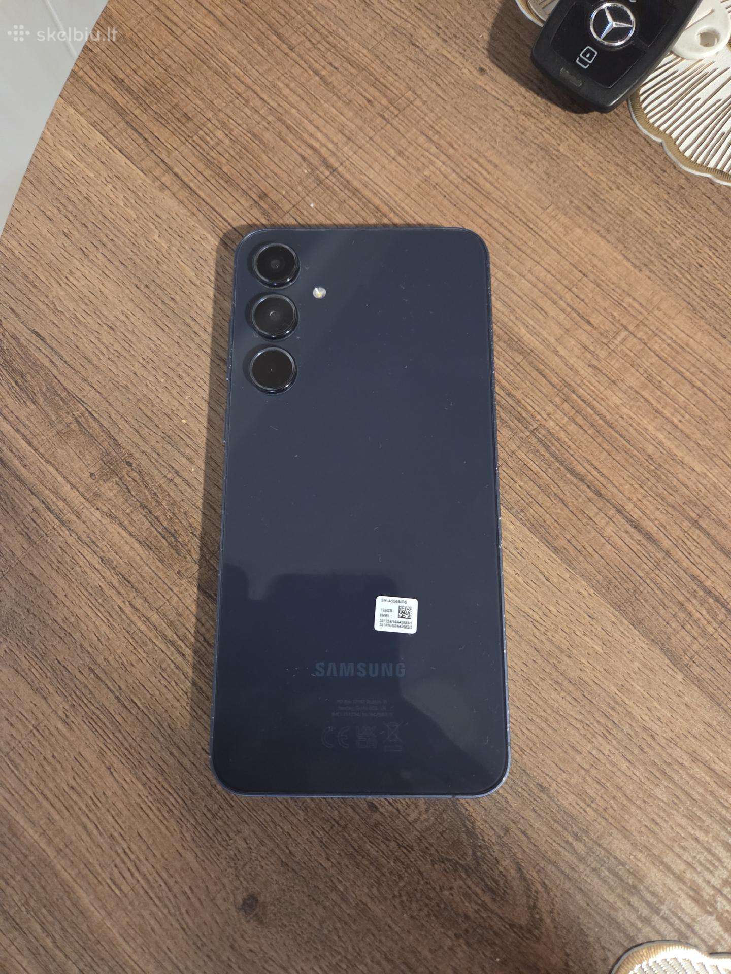 Parduodu telefona samsung a 55