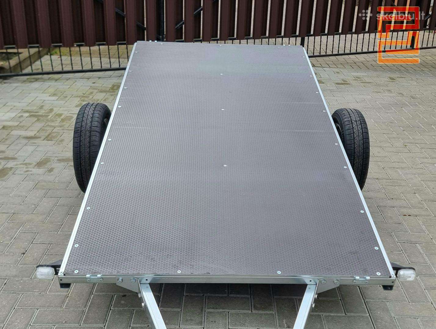Faro, passenger car trailers