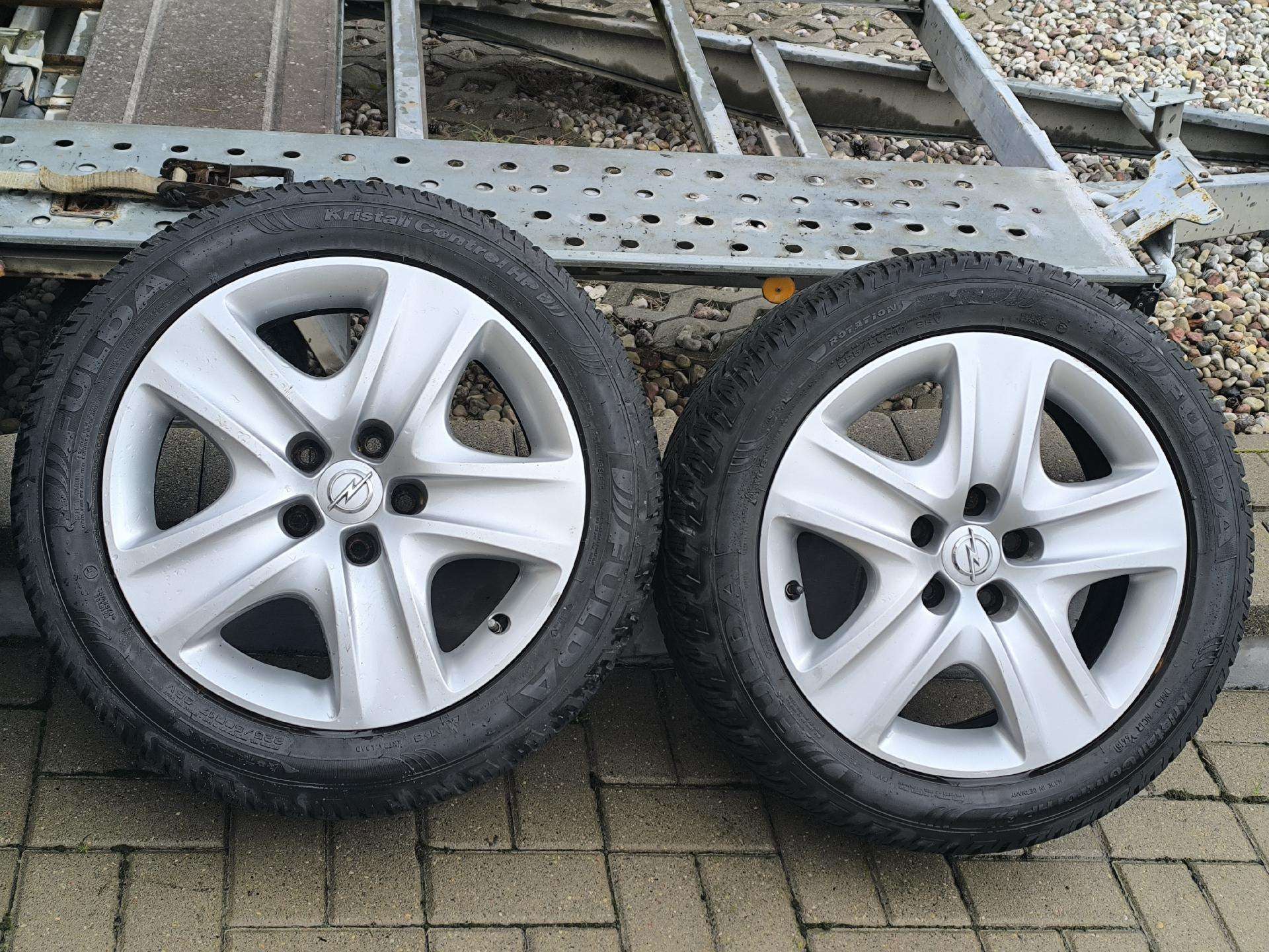 Fulda, зимние 225/50 R17