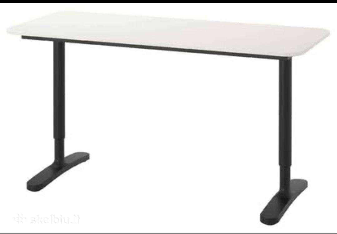 Bekant darbo stalas
