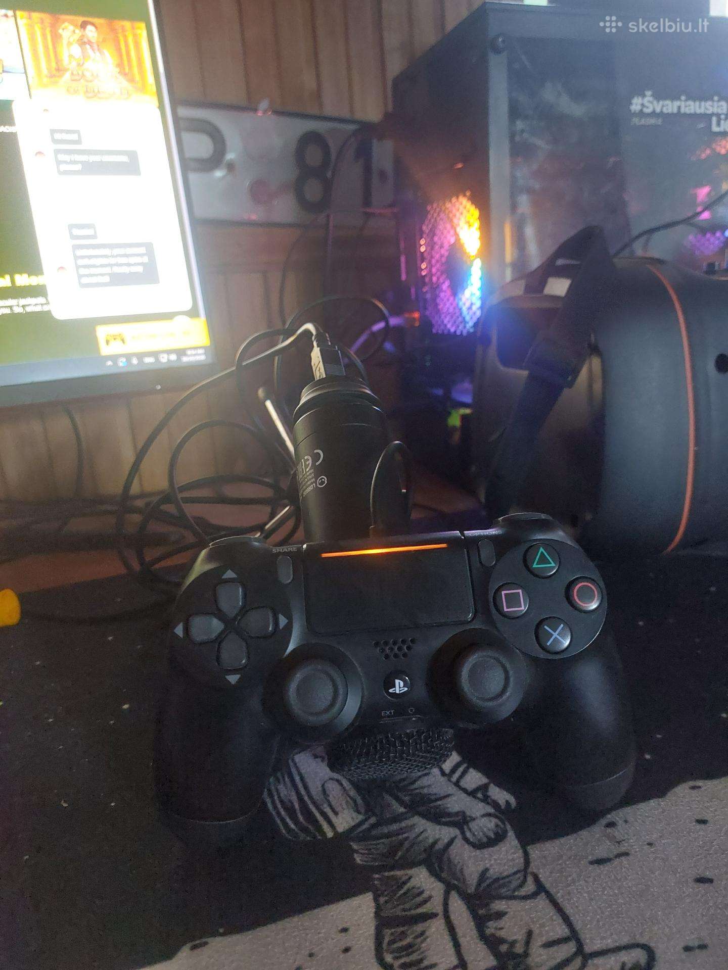 Parduodu playstation 4 pultelį pridedu 2m microusb
