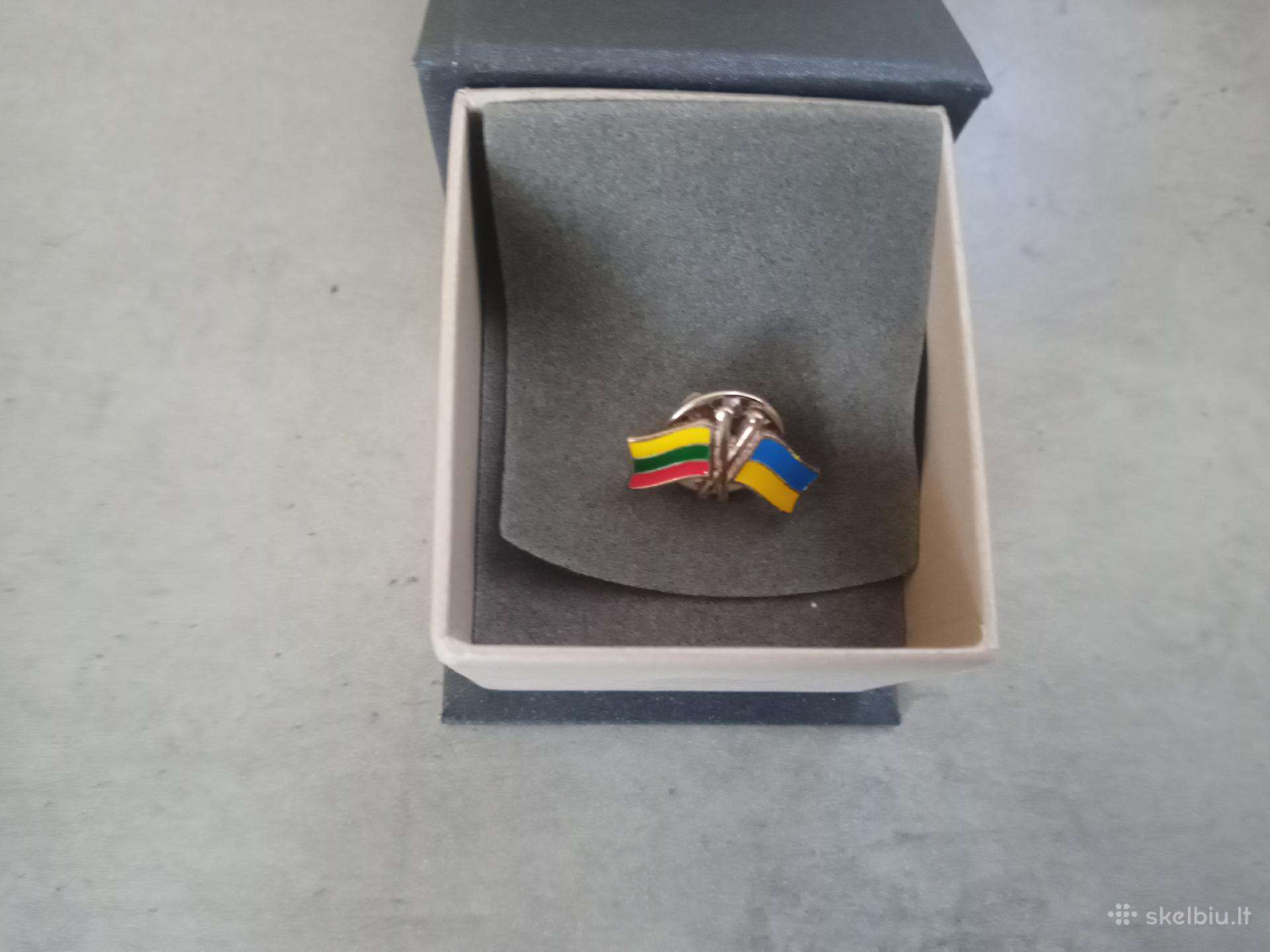 Ženklelis su Lietuvos ir Ukrainos simbolika