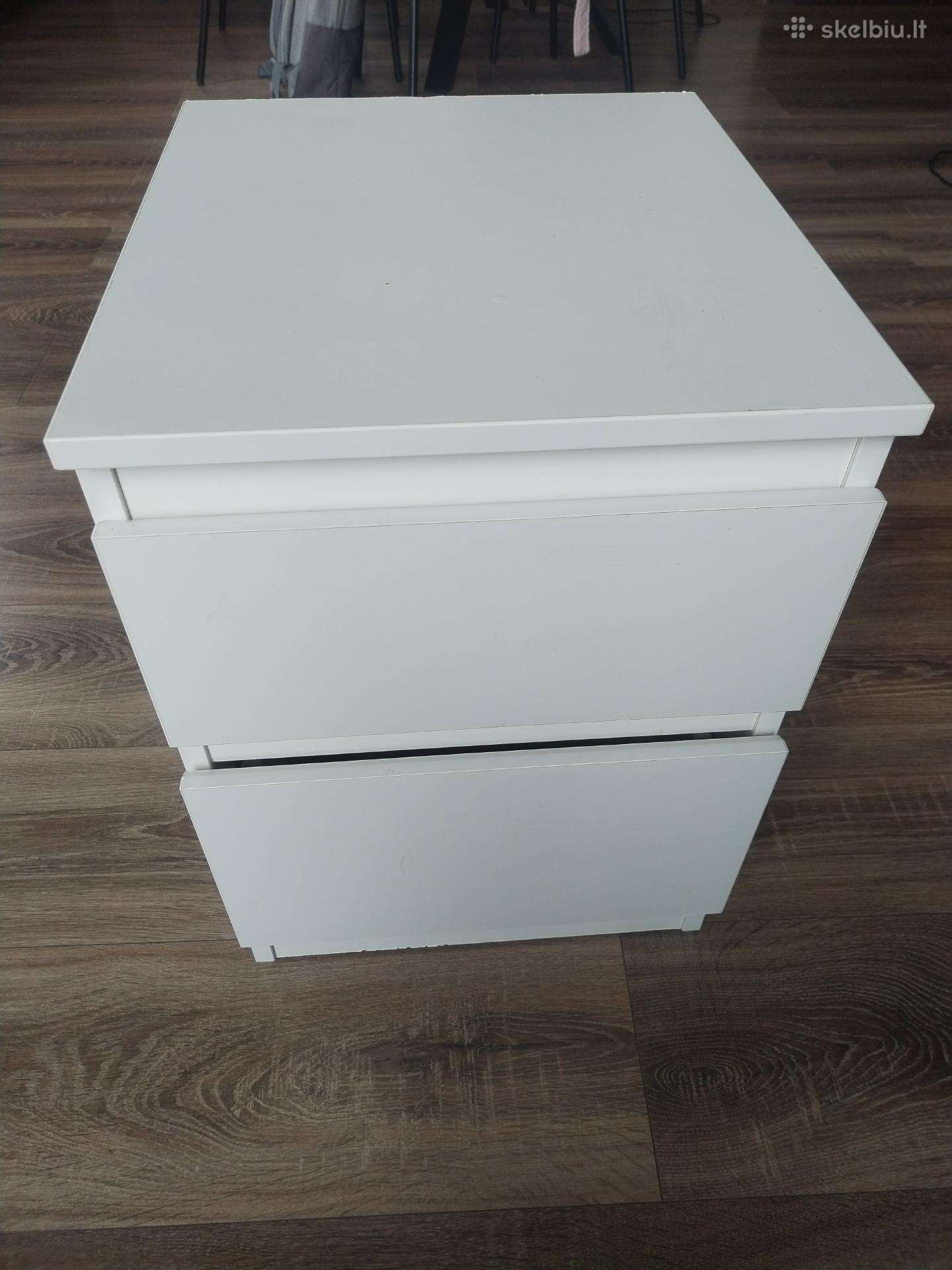 Dvi „Ikea Storklinta“ komodos