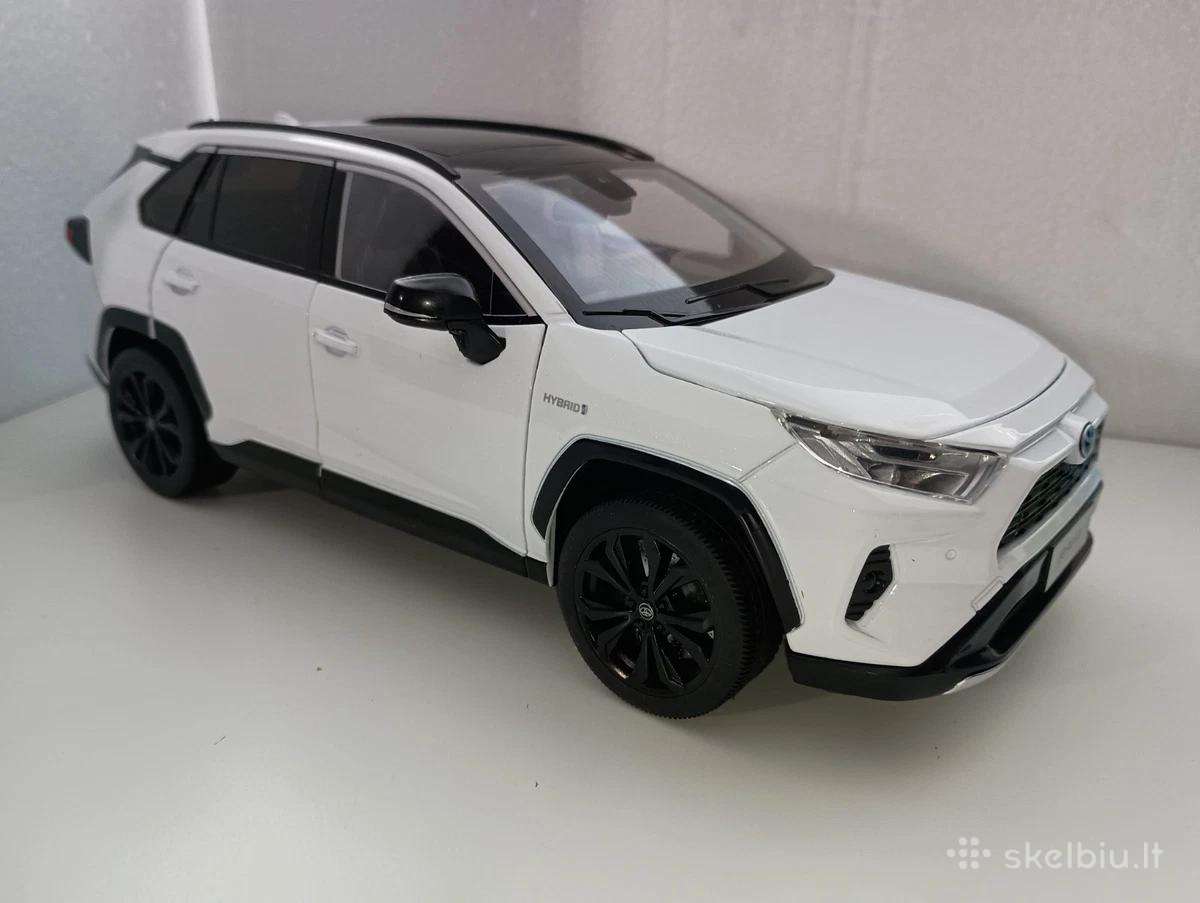 1:18 Toyota Rav4