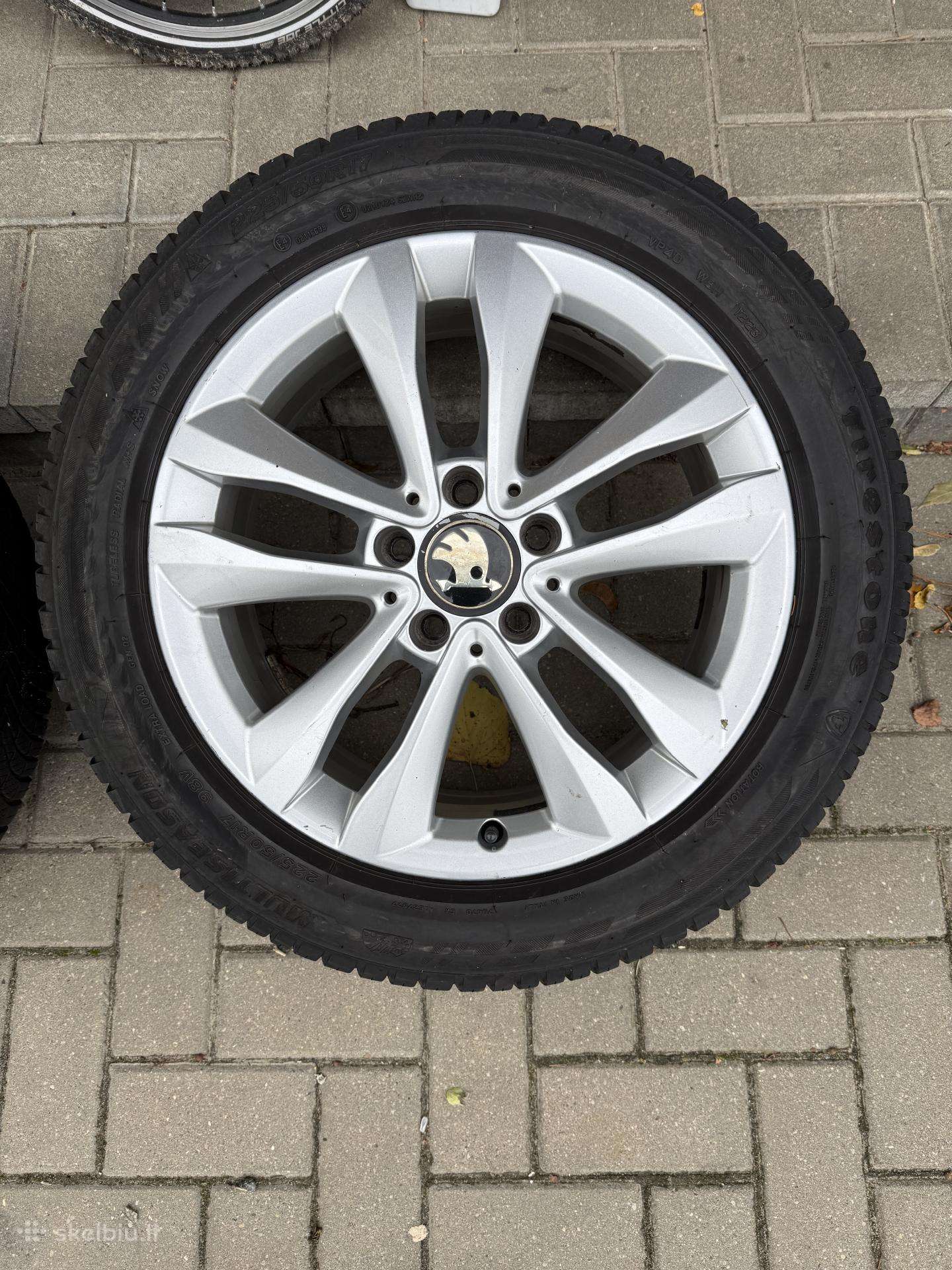 R17 ratlankiai su žieminėmis padangomis