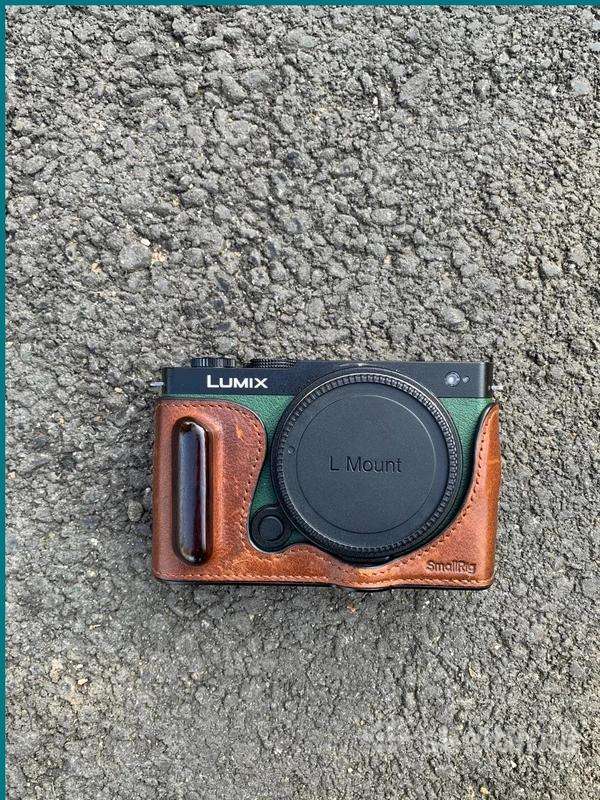 Panasonic Lumix S9