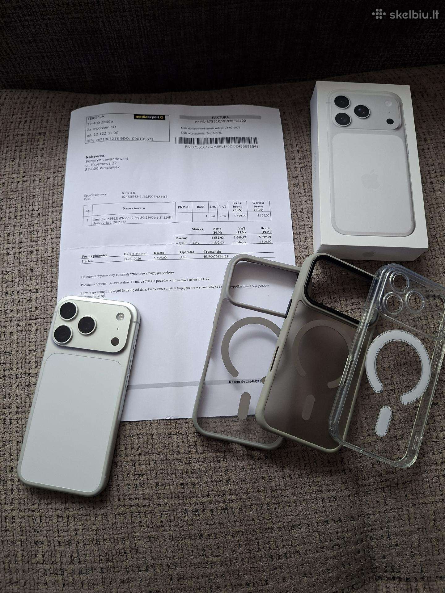 Idealios bukles iPhone 17 pro su garantija