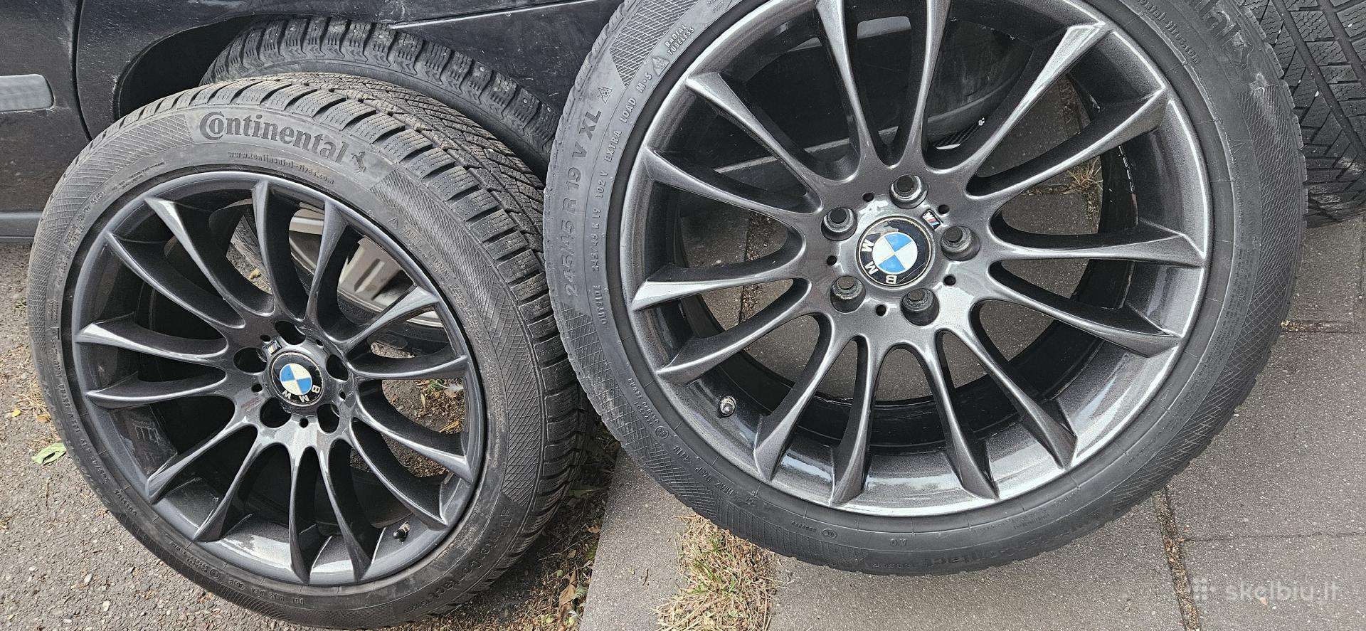 245/45 R19