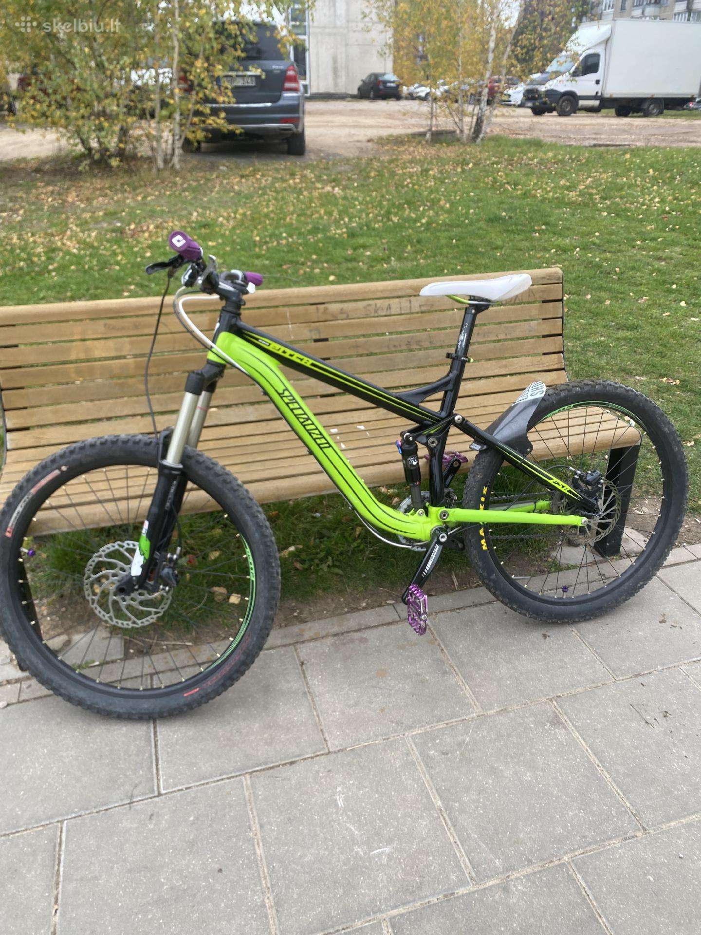 Specialized full suspension bike
