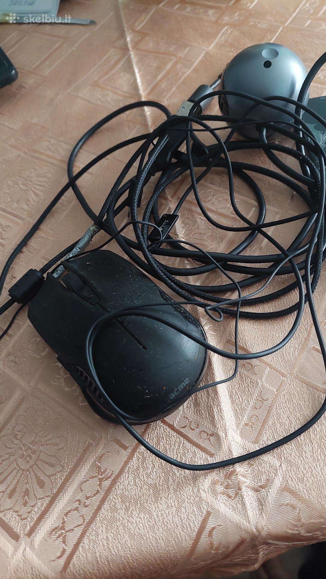 Motorola , kamera , ausinės ,