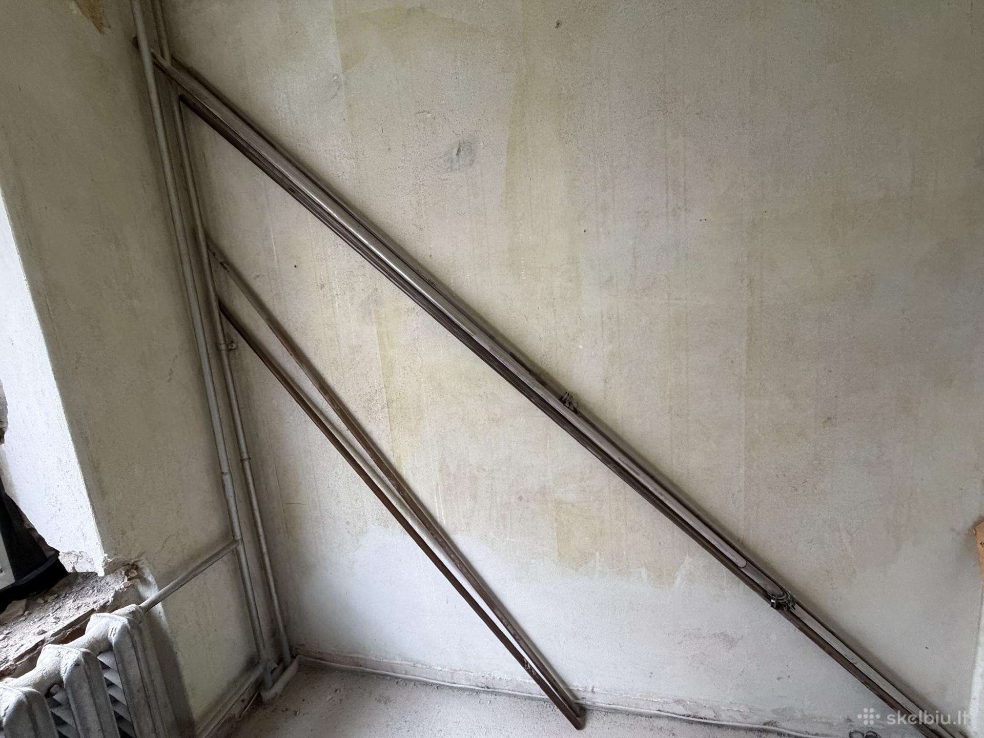 Senovinis Metalinis vamzdis karnizui