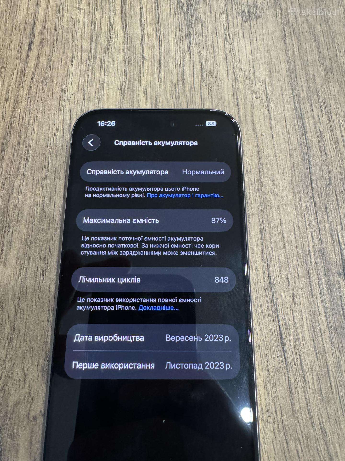 iPhone 15 pro 87% Akkumulator