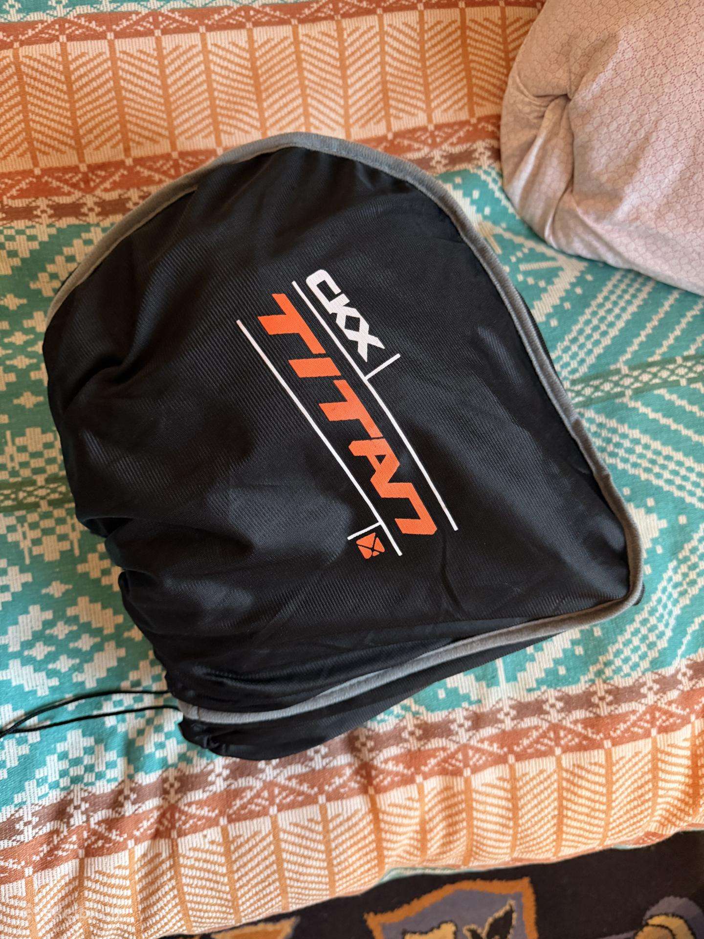 Ckx titan juodas matinis