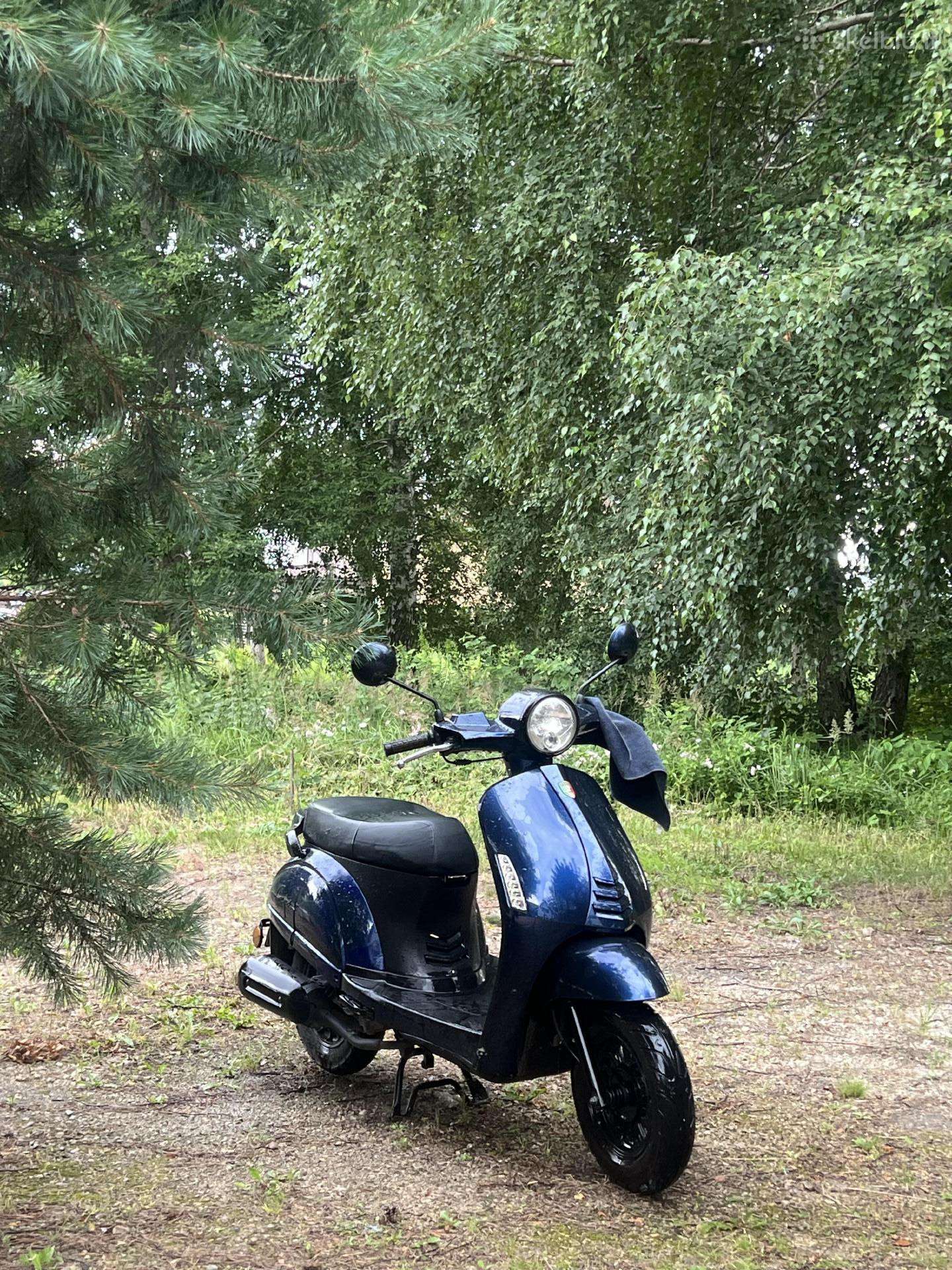 Mosca Capri 50cc, scooters / mopeds