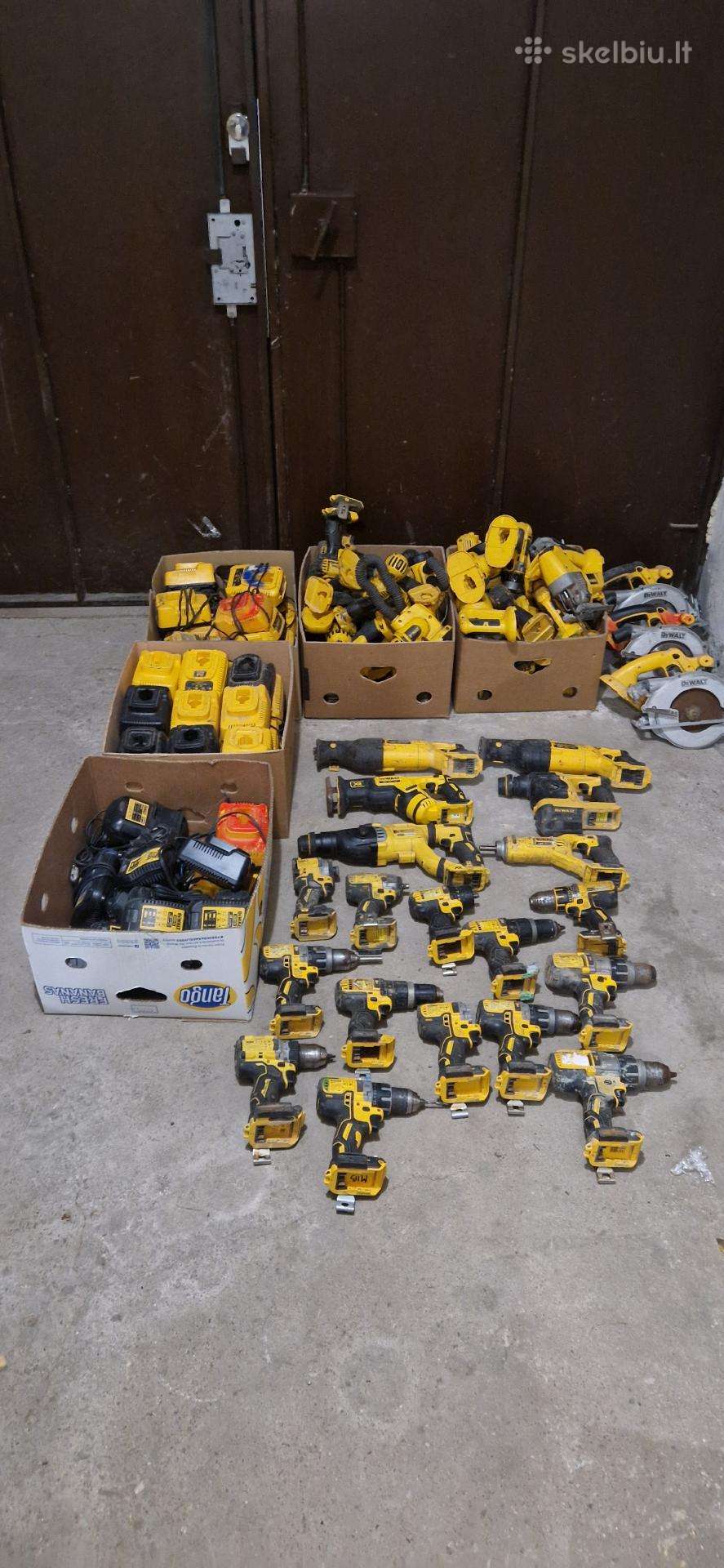 Dewalt įrankiai su defektais.