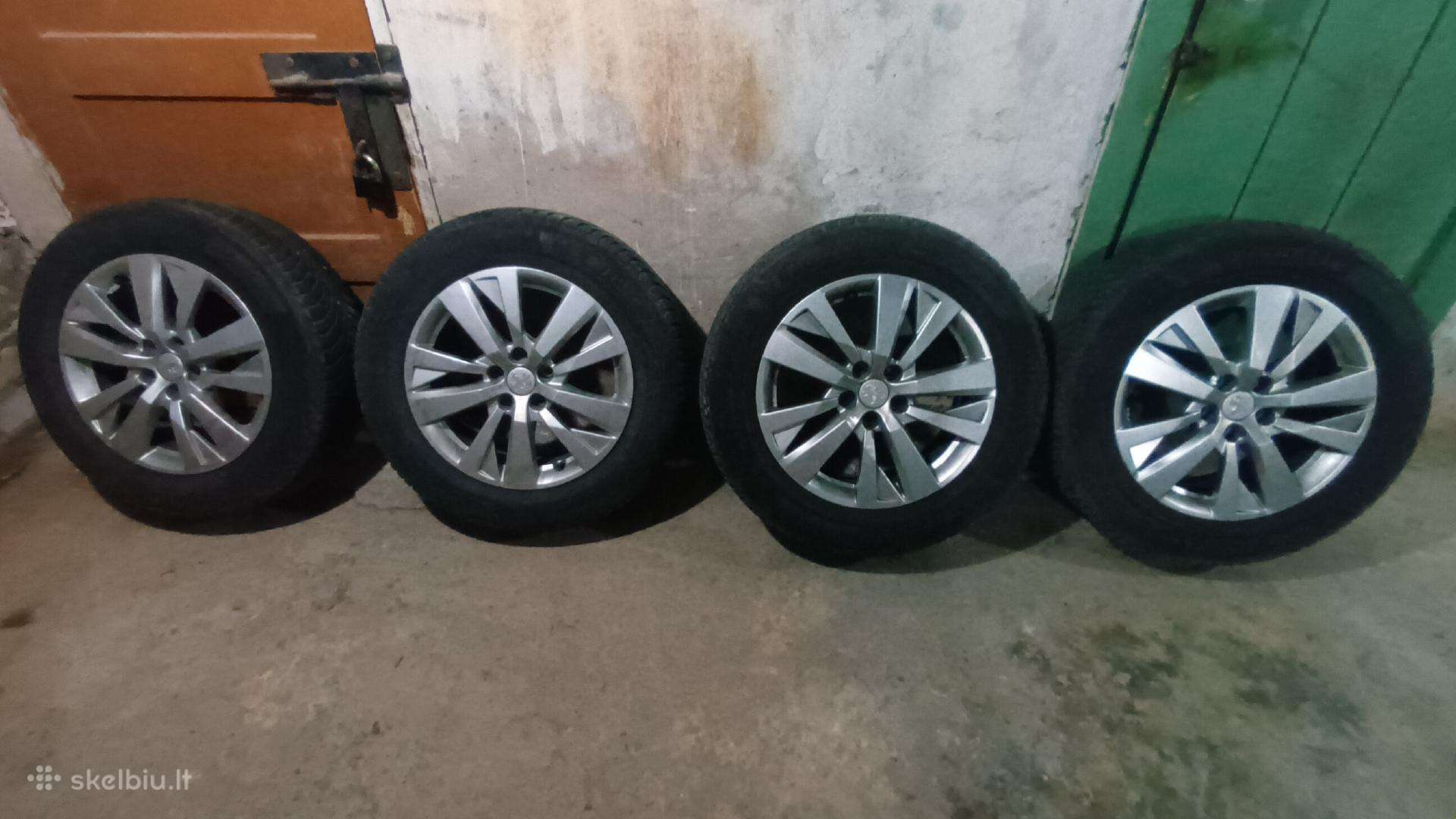 Peugeot 3008 ratlankiai su sezoninėmis padangomis