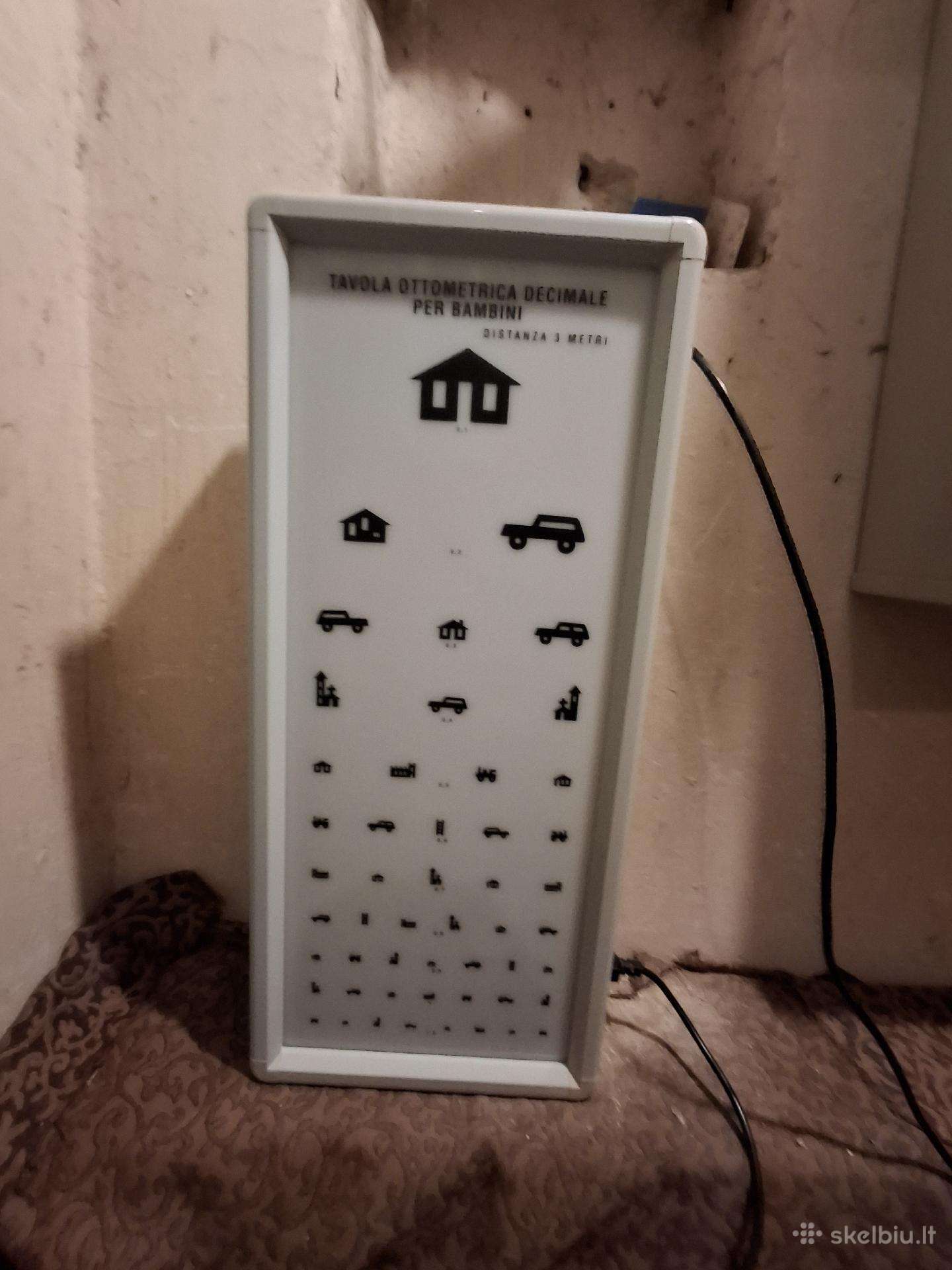 Vaikiskas senas.akii tikrinimo stendas