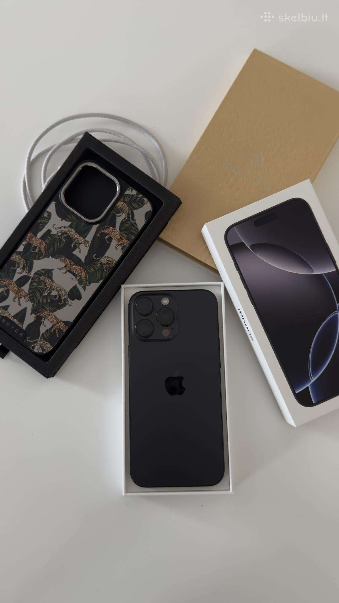 iPhone 16 pro Max 256gb black titanium