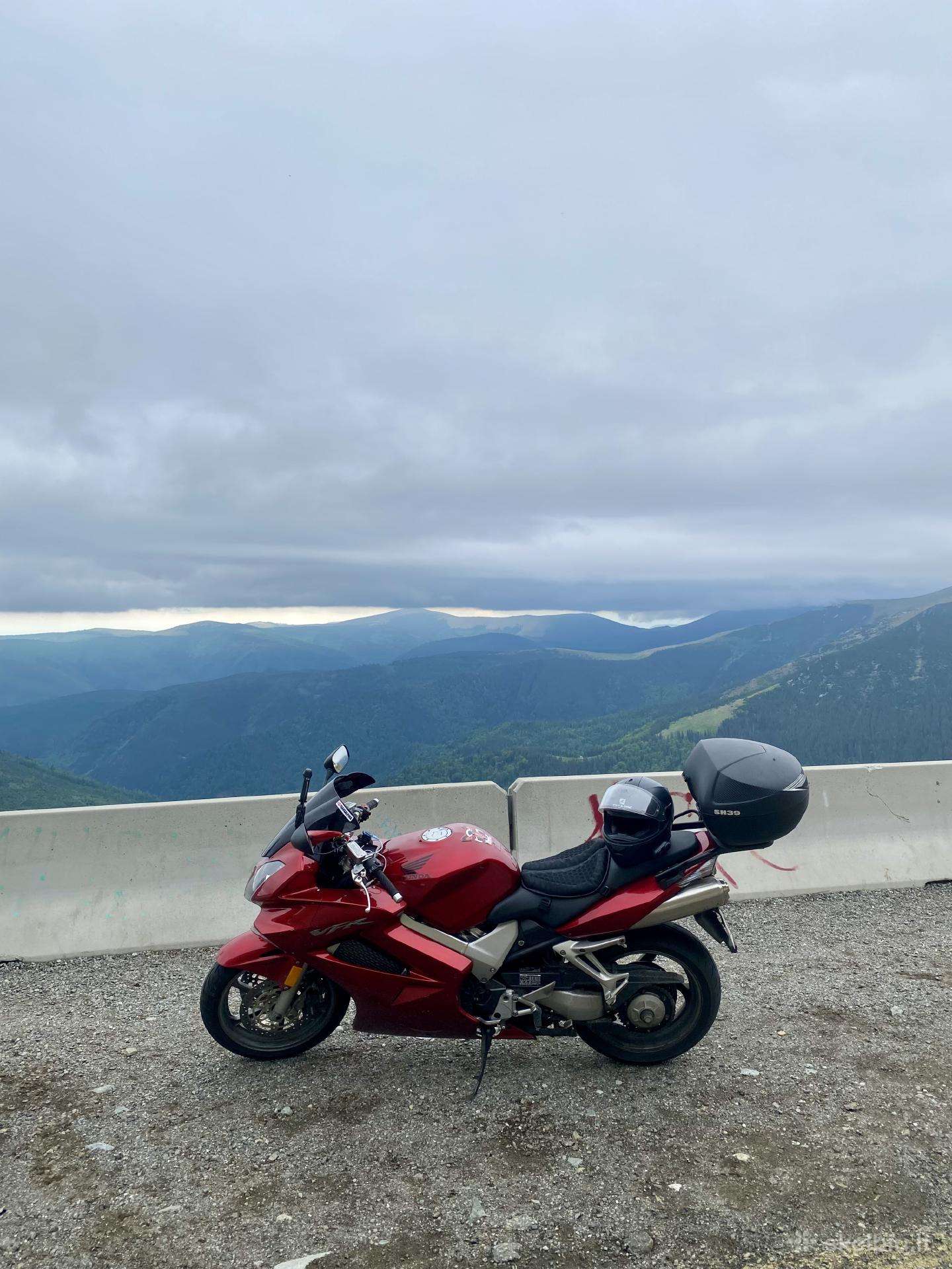 Honda vfr800