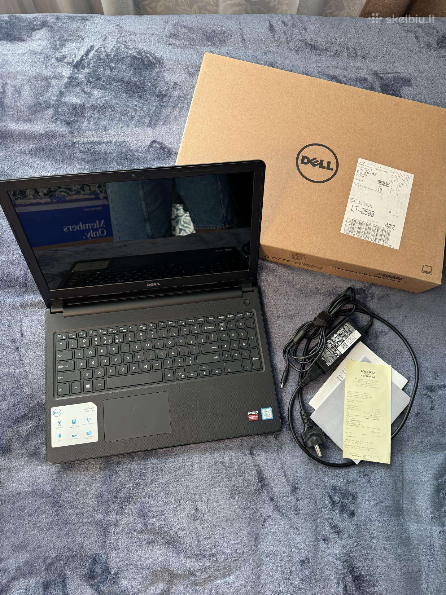 Dell Inspiron 15 / 3000 Series