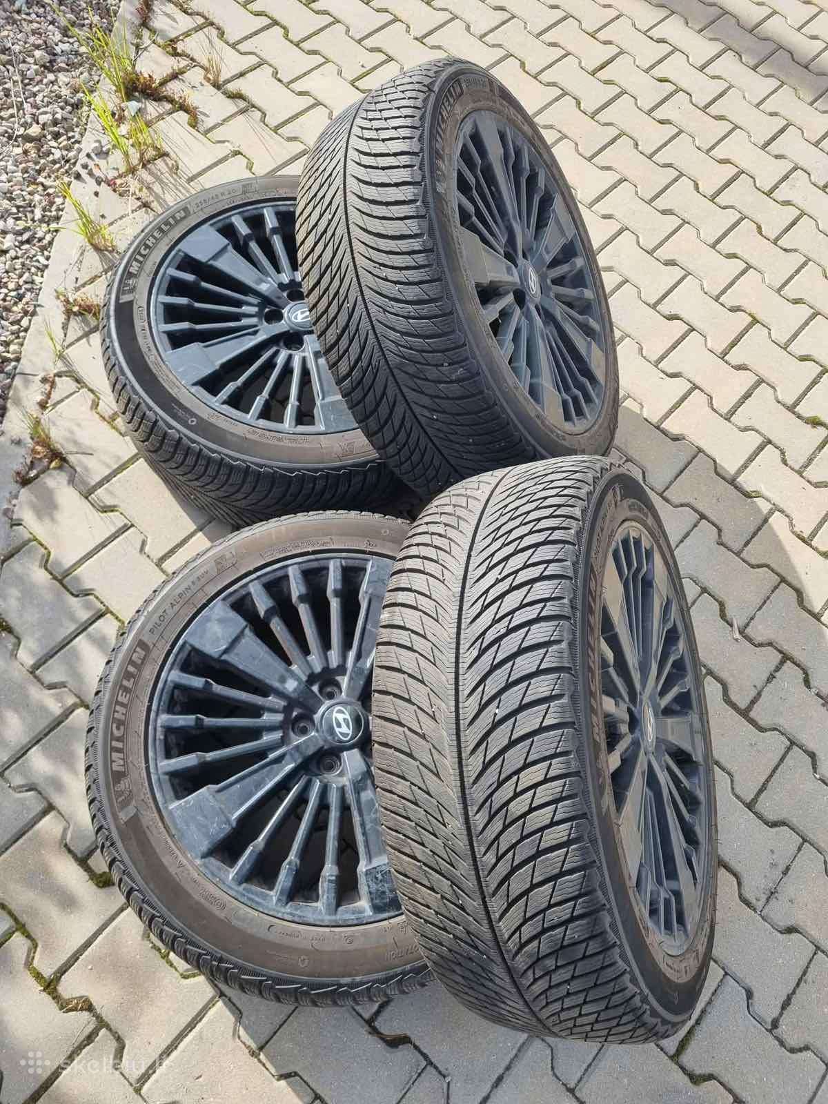 Michelin žieminės R20 255/45 ir ratlankiai