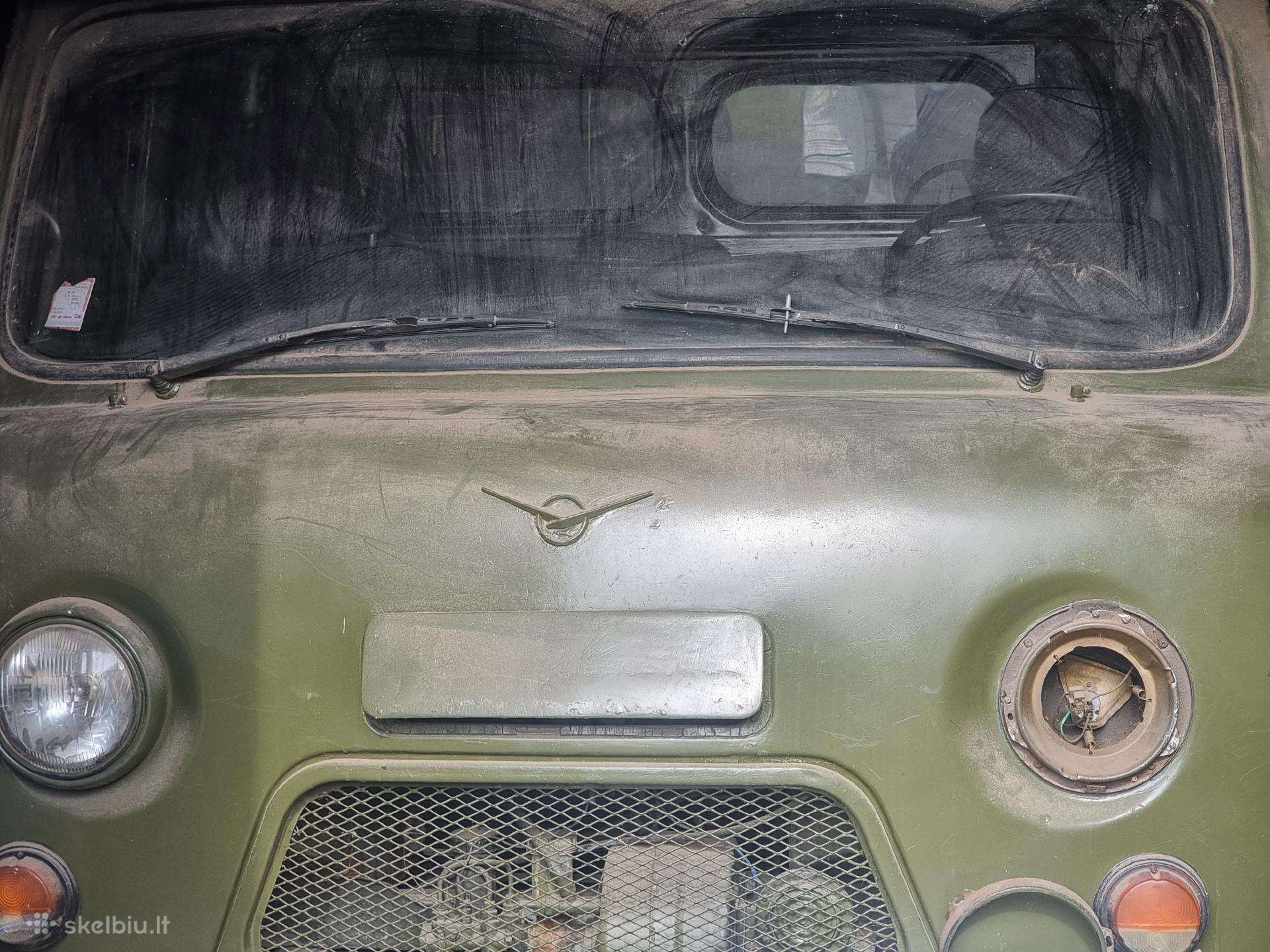 Parduodamas Uaz ilgai nenaudojamas benzinas dujos