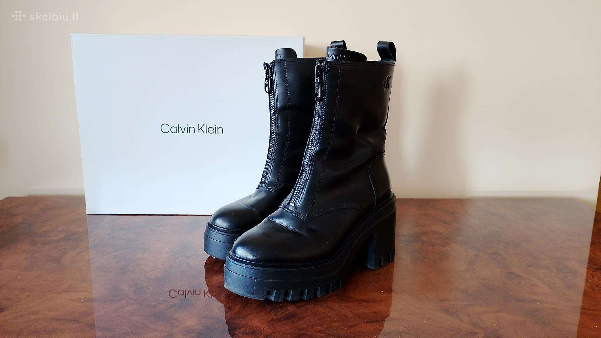 Calvin Klein aulinukai