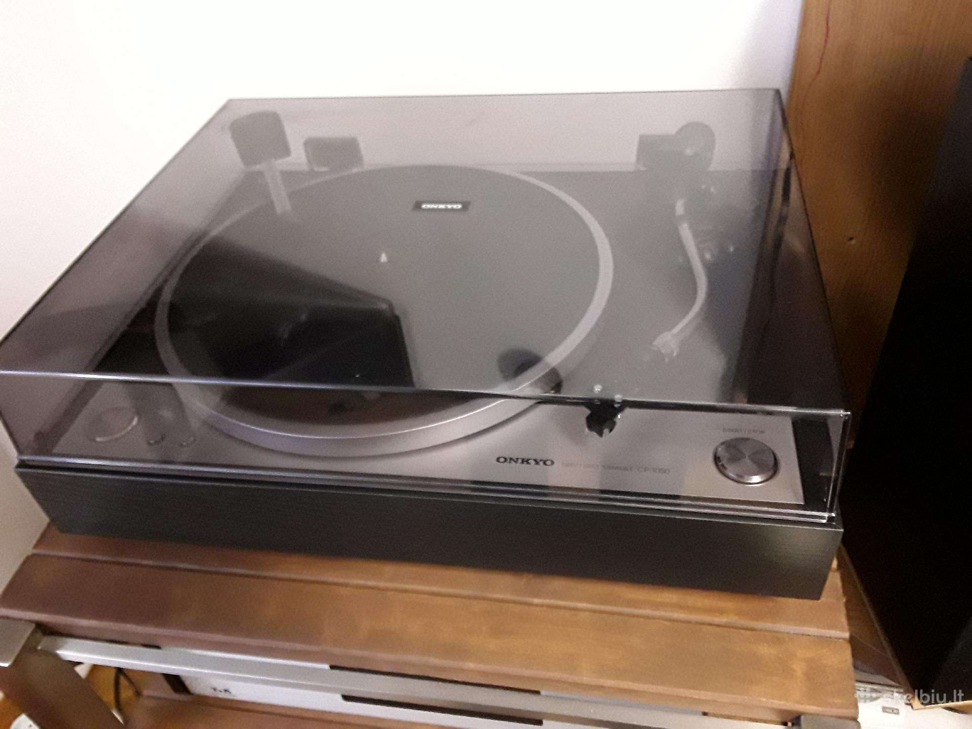 Onkyo cp 1050