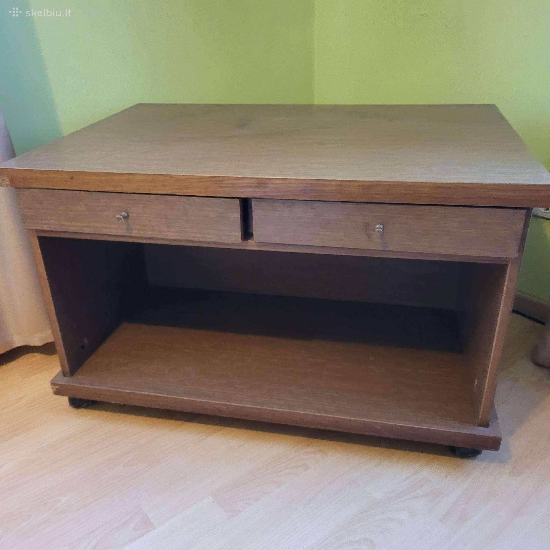 Parduodamas televizoriaus staliukas