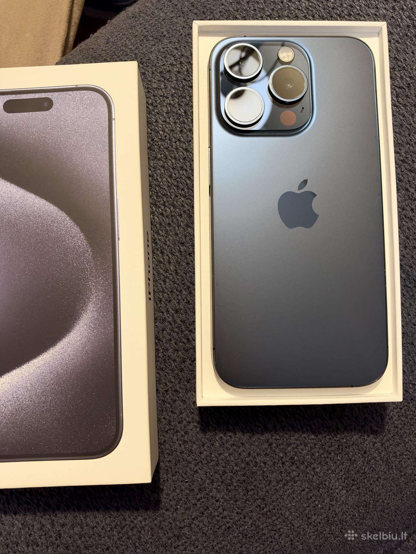 iPhone 15 pro 256gb Blue Titanium