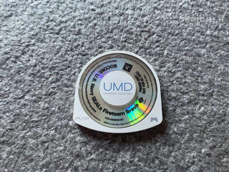 Socom Us Navy Seals Fireteam Bravo PSP žaidimas