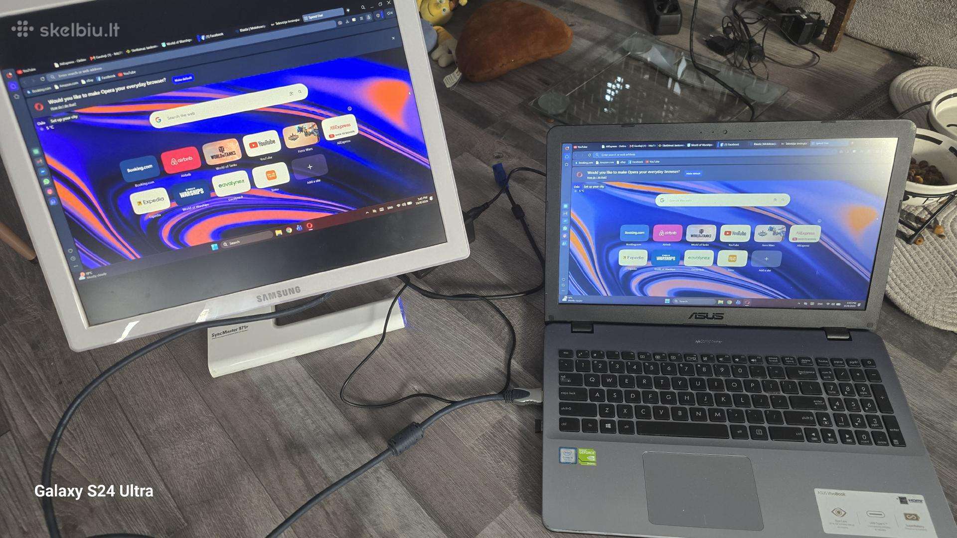 Monitoriu Samsung 48 cm