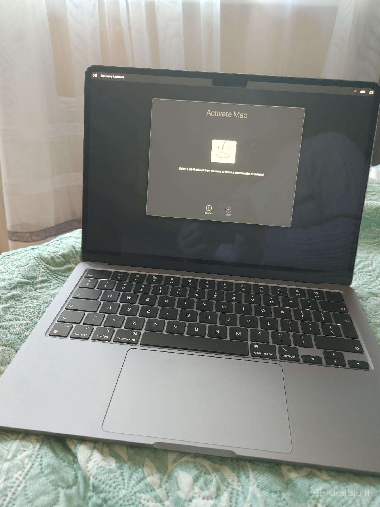 Parduodu MacBook Air M3