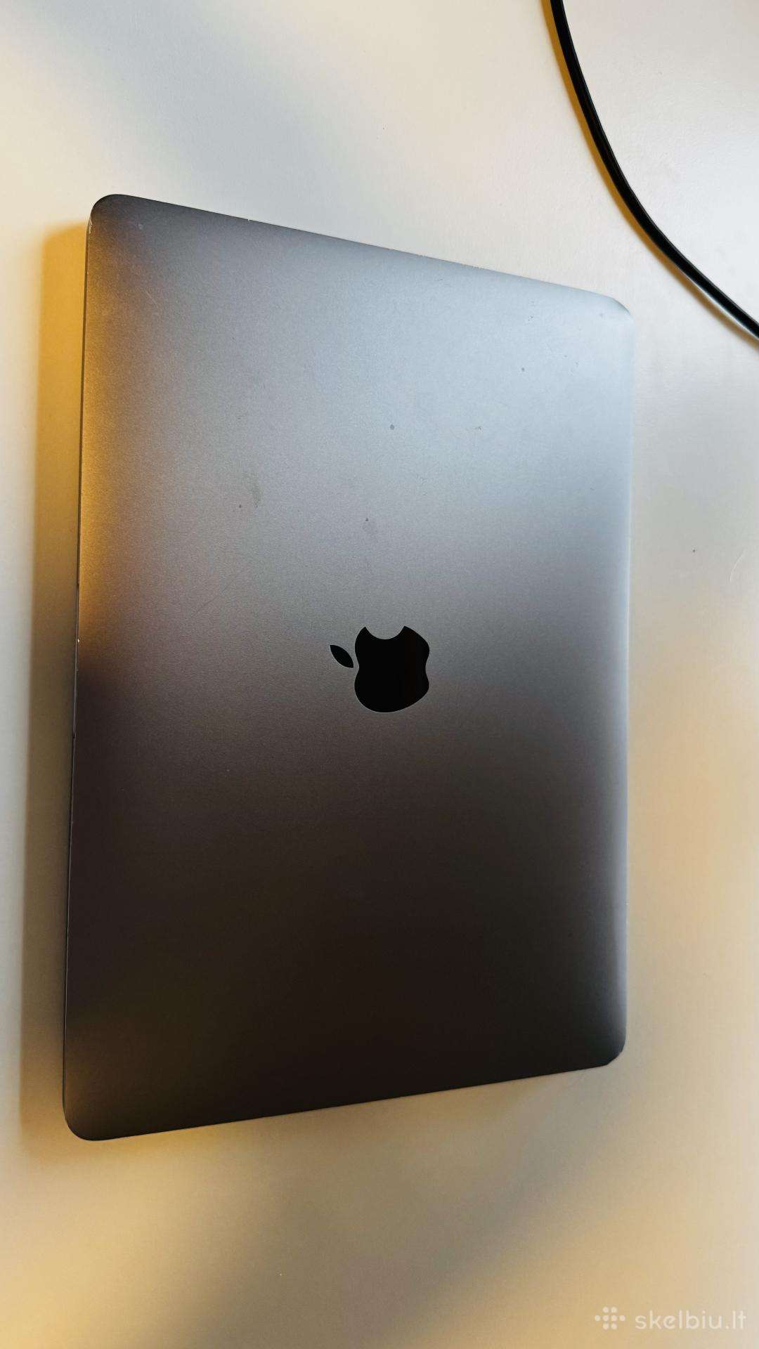 MacBook Pro M1 16gb RAM, 500gb - su ekrano defektu