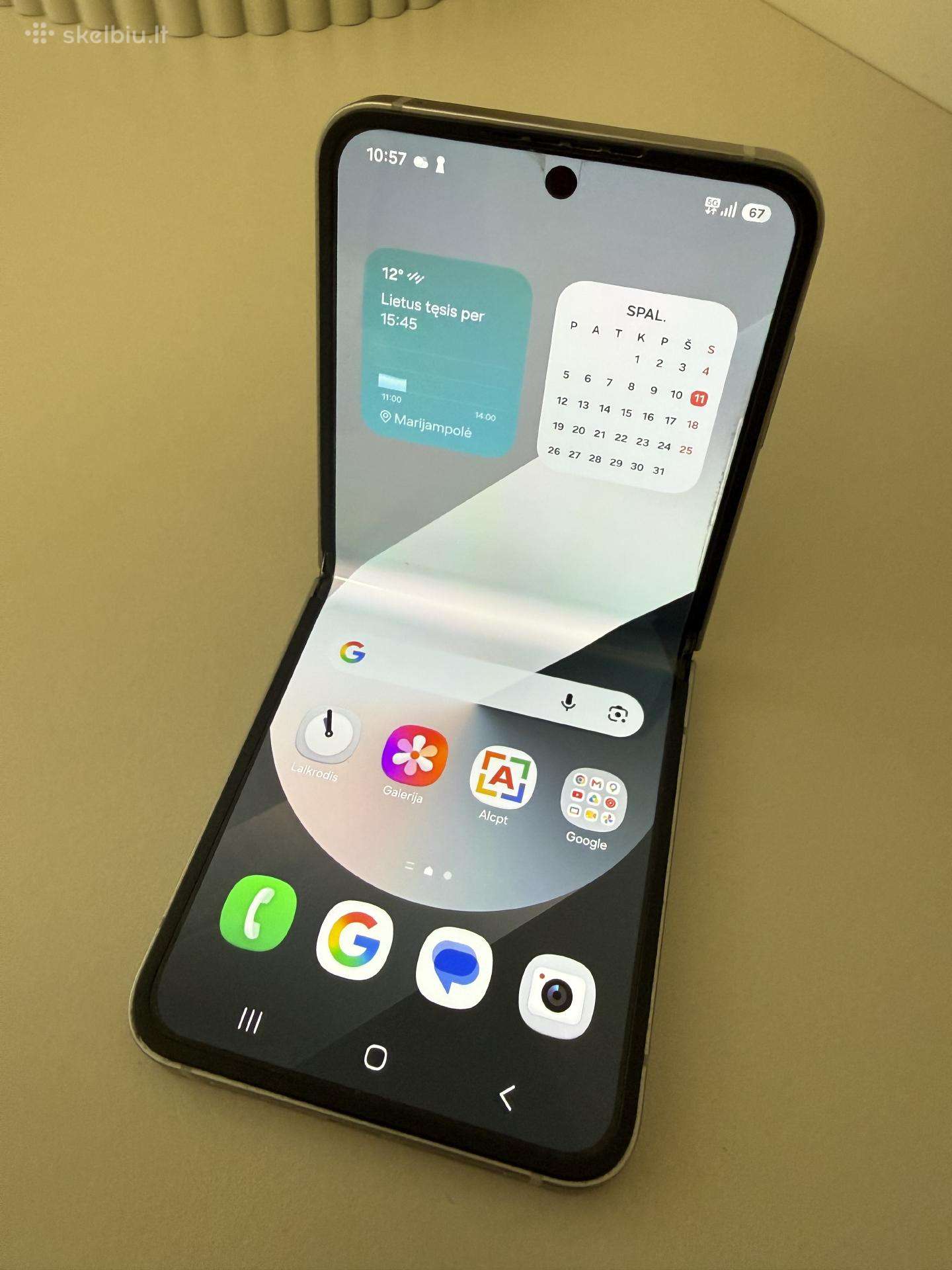 Samsung galaxy Z Flip 6