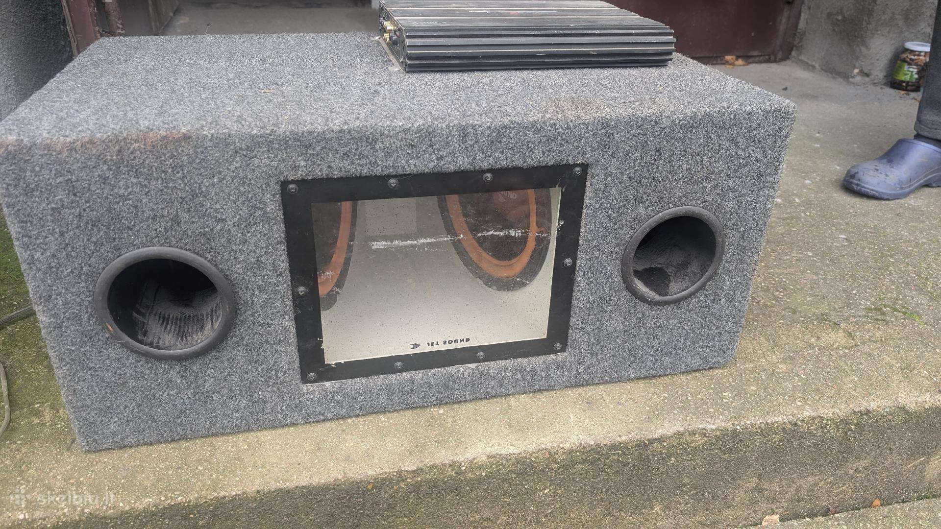 Jet sound subas su stiprintuvu