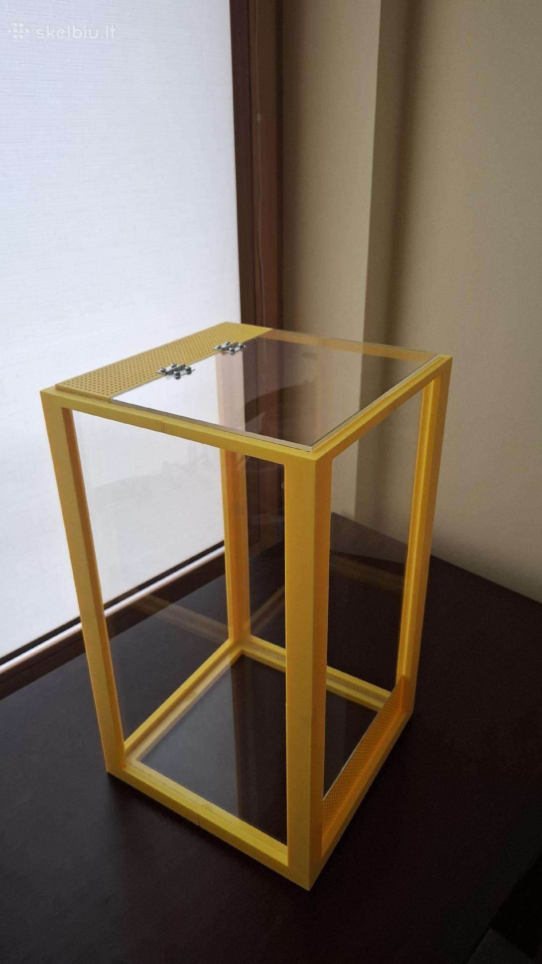 Terariumas 25x25x45cm (geltonas)