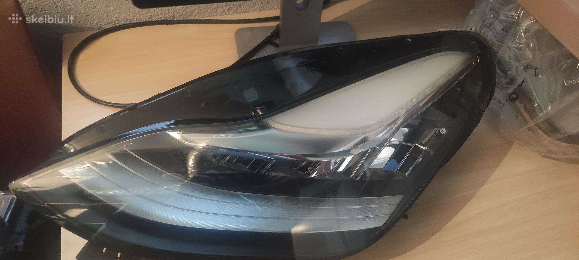Tesla model y 2023 priekinis k.p. zibintas