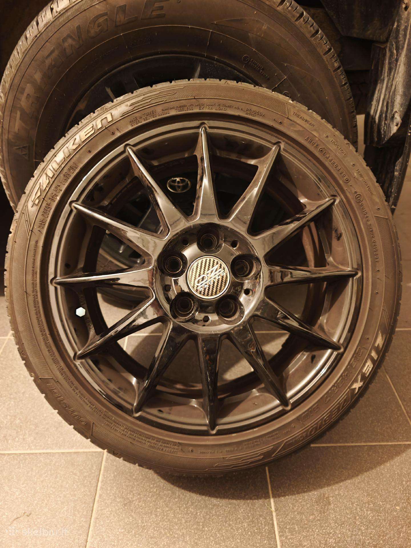 Oz Racing lieti ratlankiai R17 su padangomis
