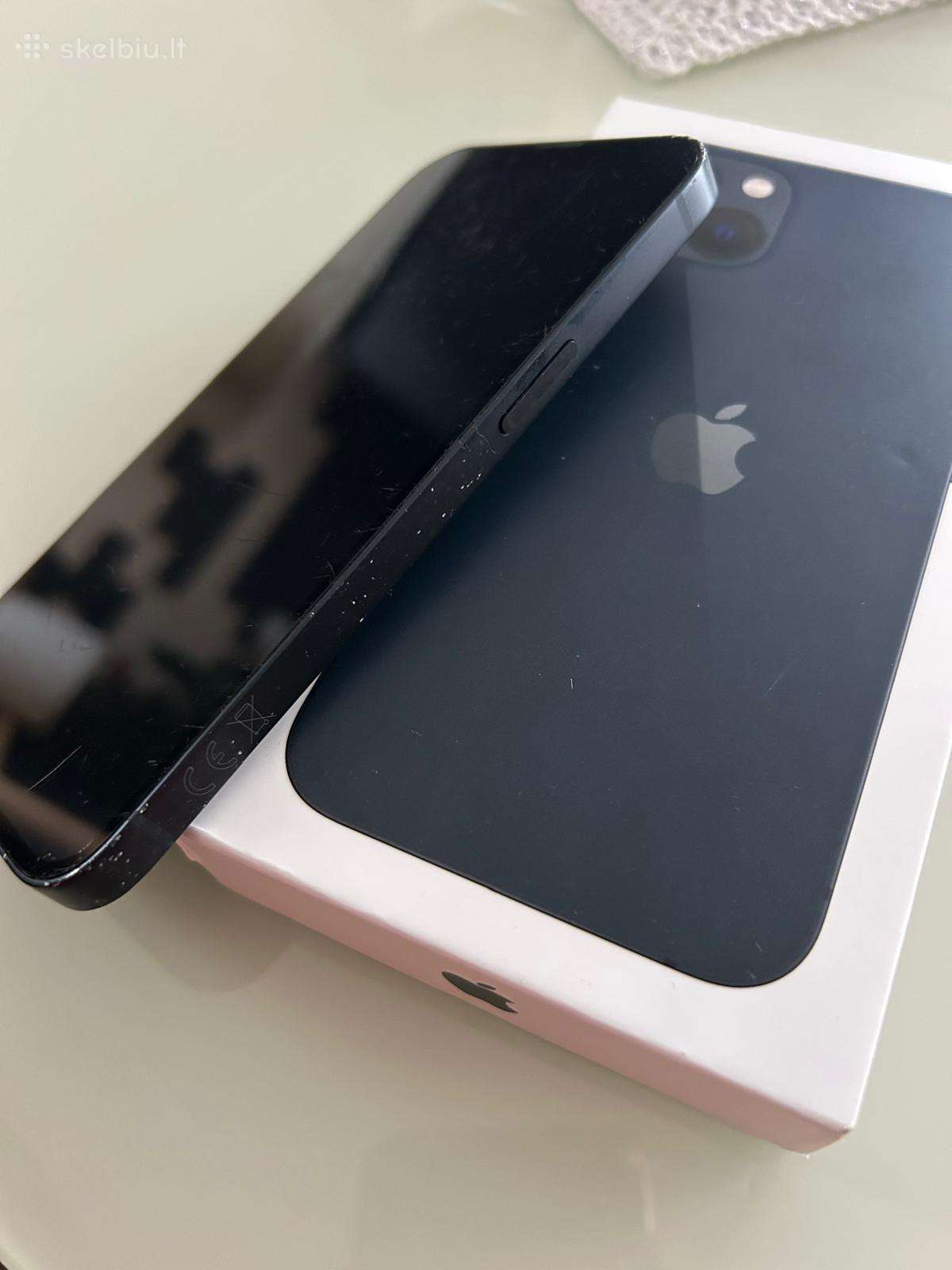 iPhone 13