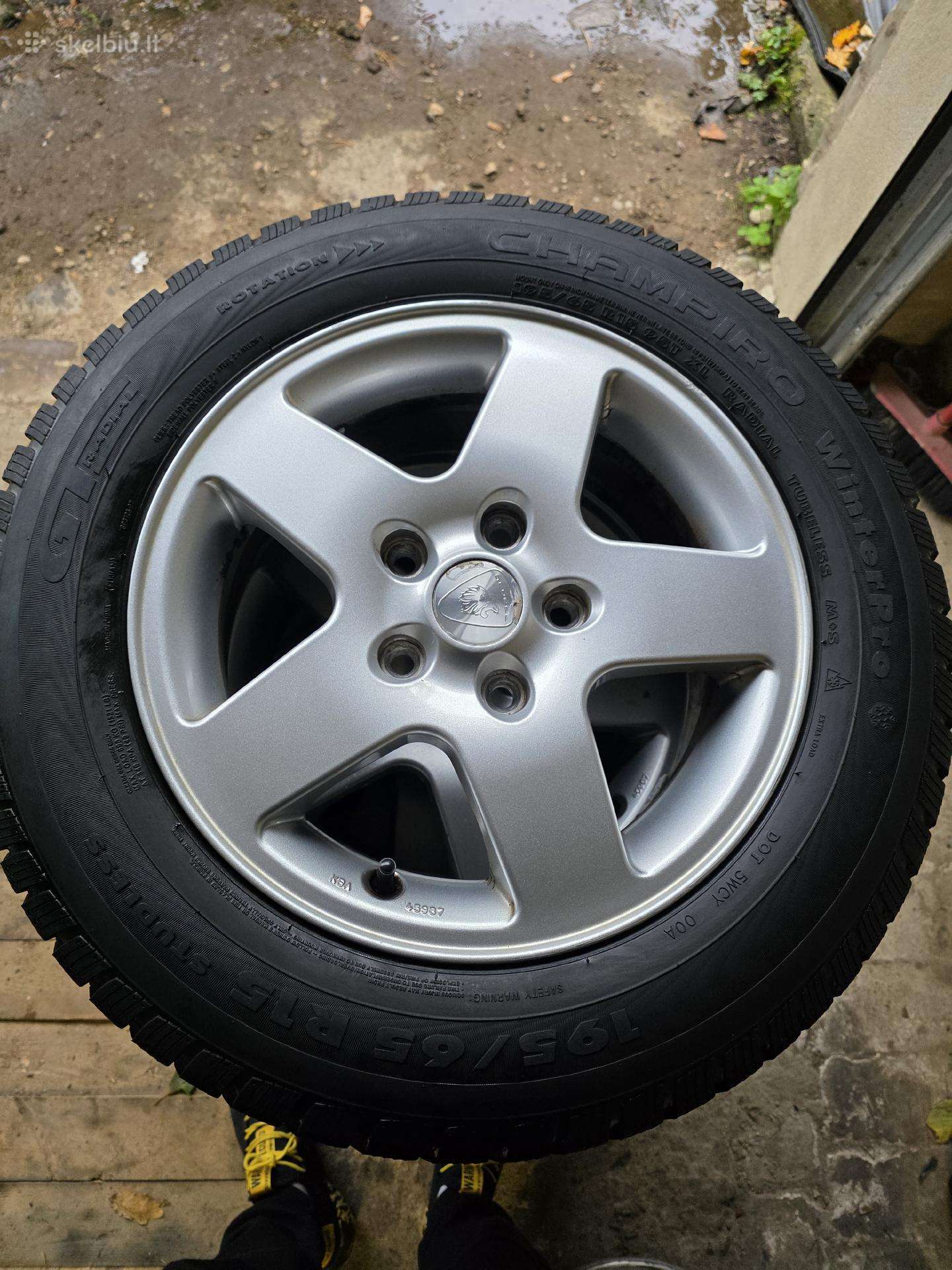 Lieti ratlankiai R15 5x112 (Et50, 6.5j)
