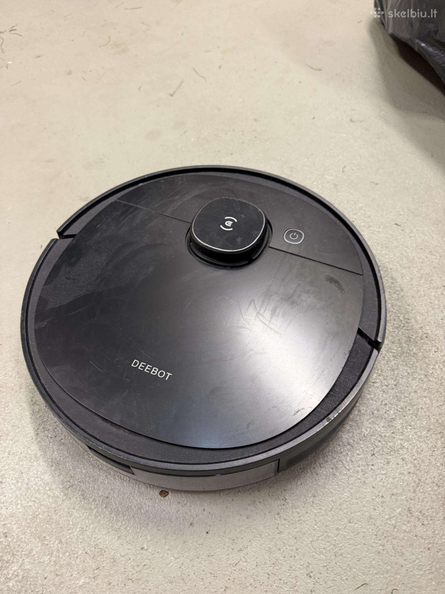 Robotas dulkių siurblys Deebot