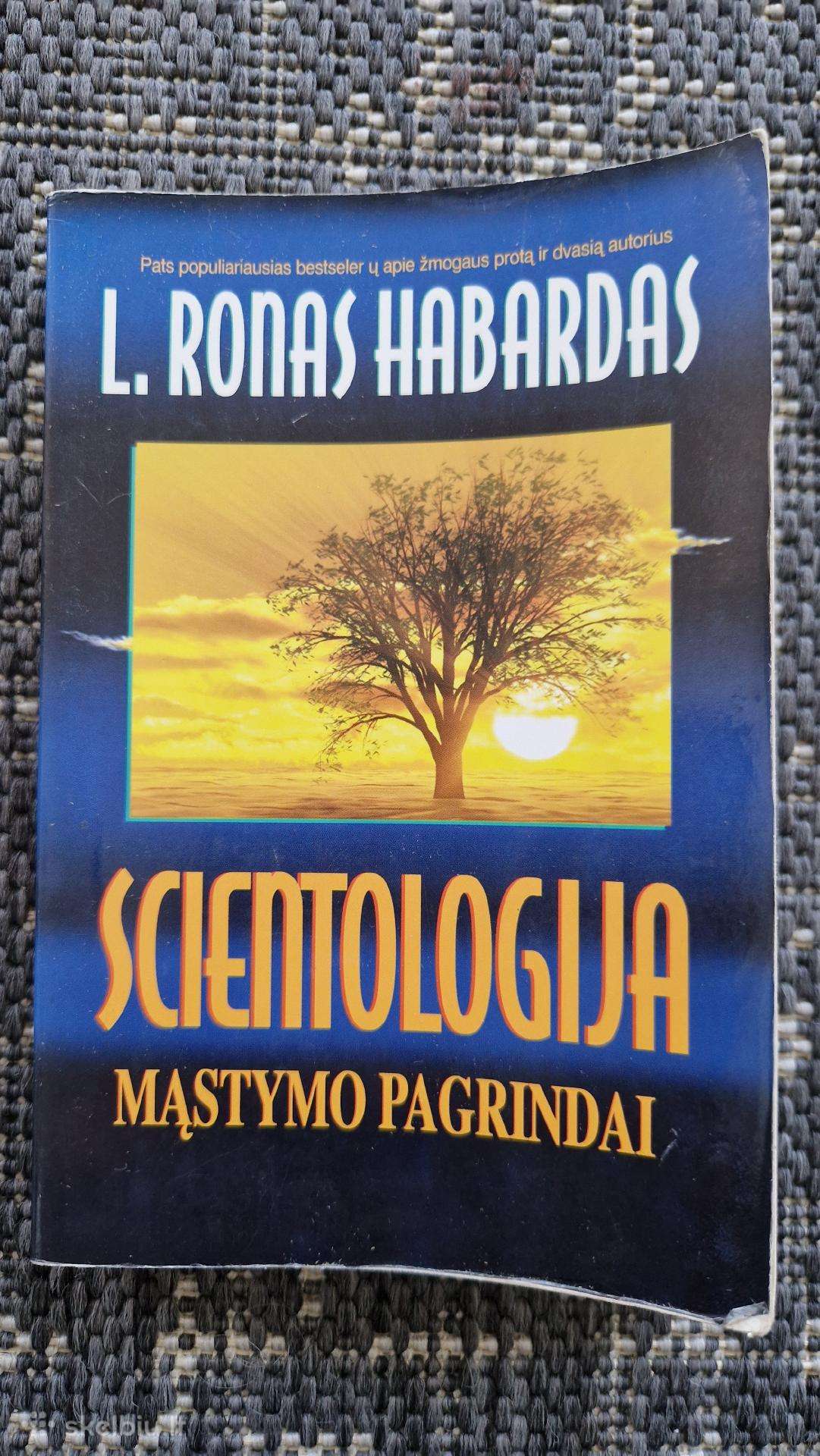 Knyga Scientologija
