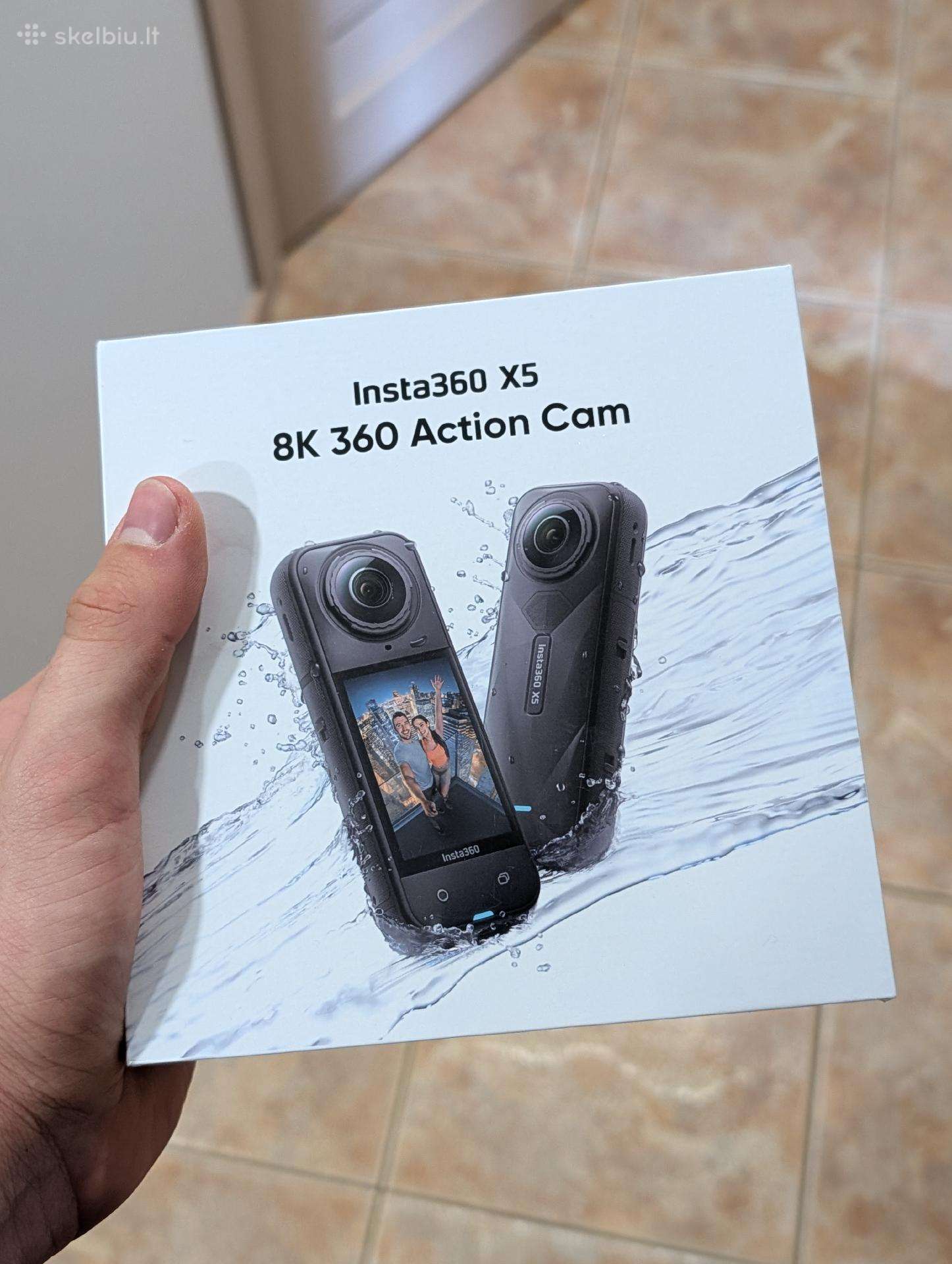 Insta 360 X5