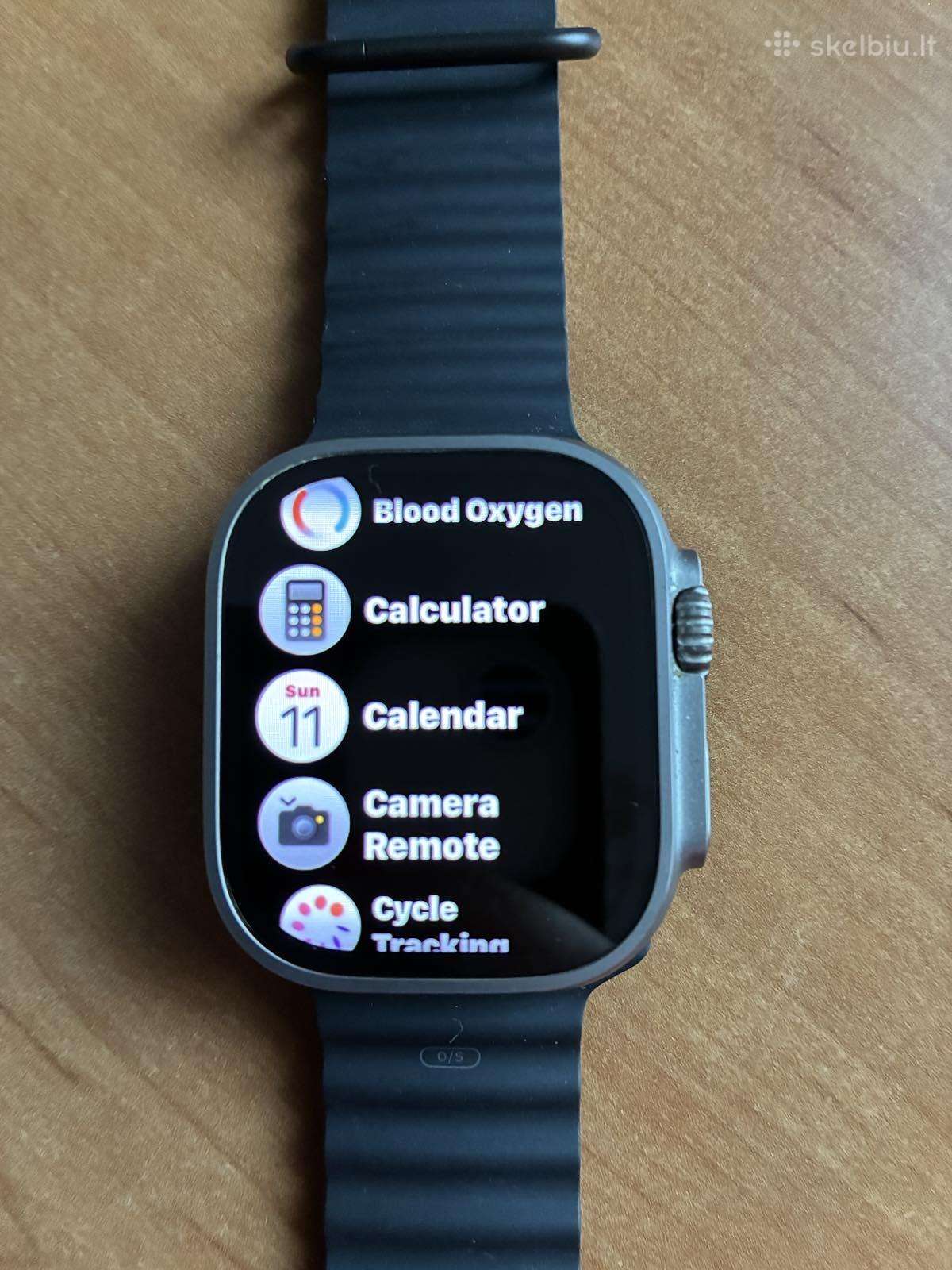 Parduodamas Apple Watch ultra 2