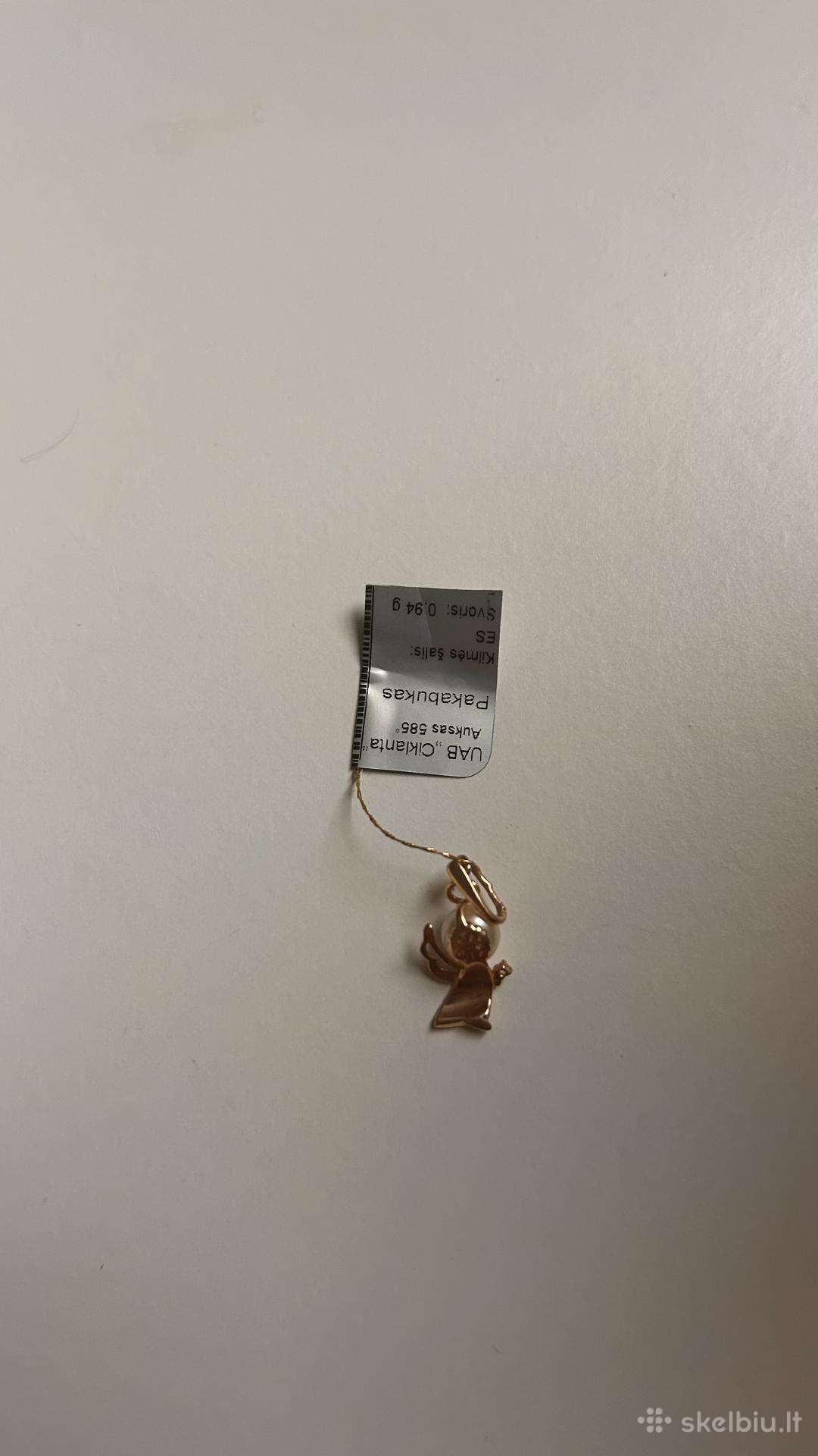 Auksinis pakabukas “angelas