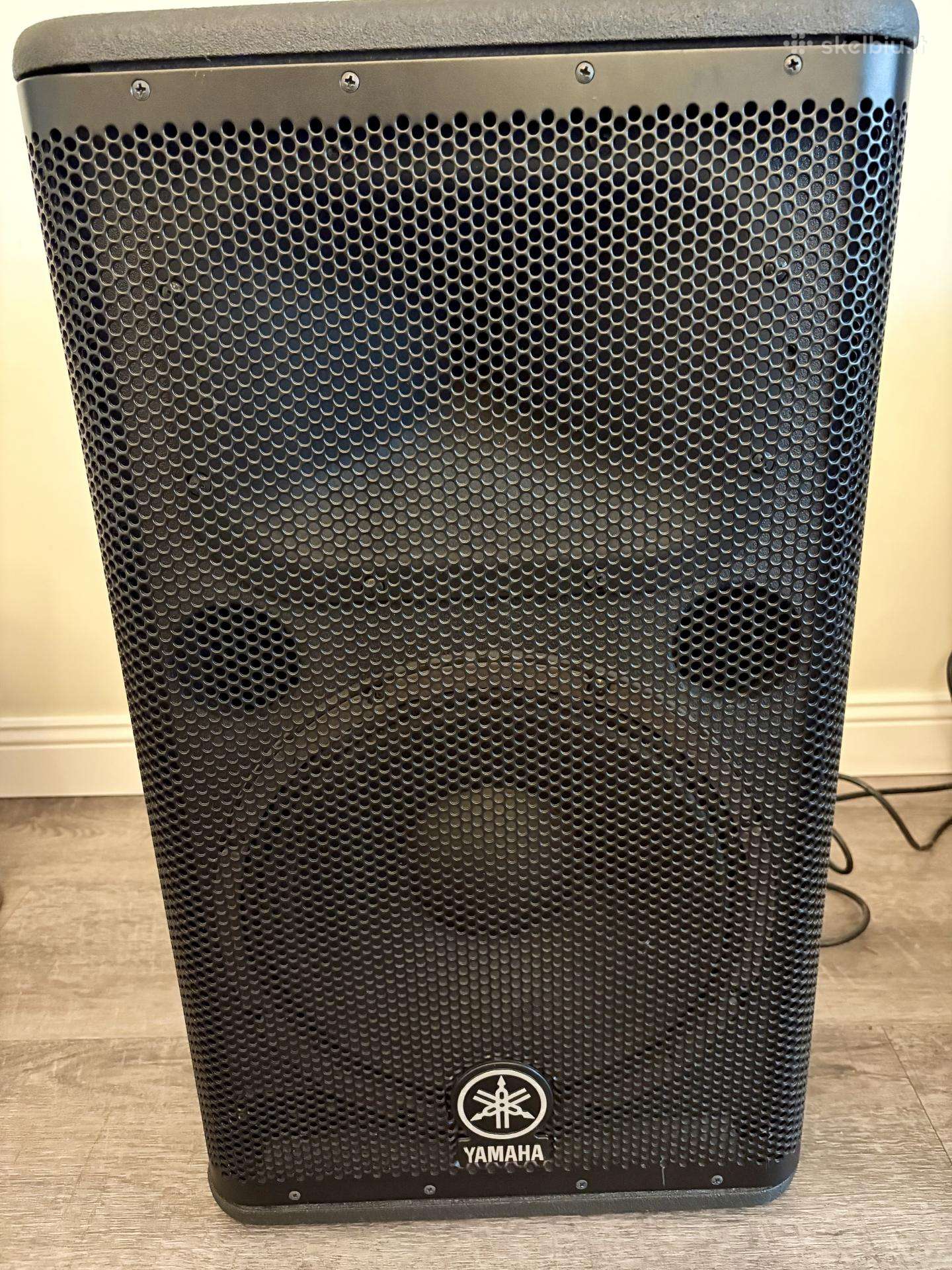 Parduodamos 2 aktyvios kolonėlės Yamaha Dsr112