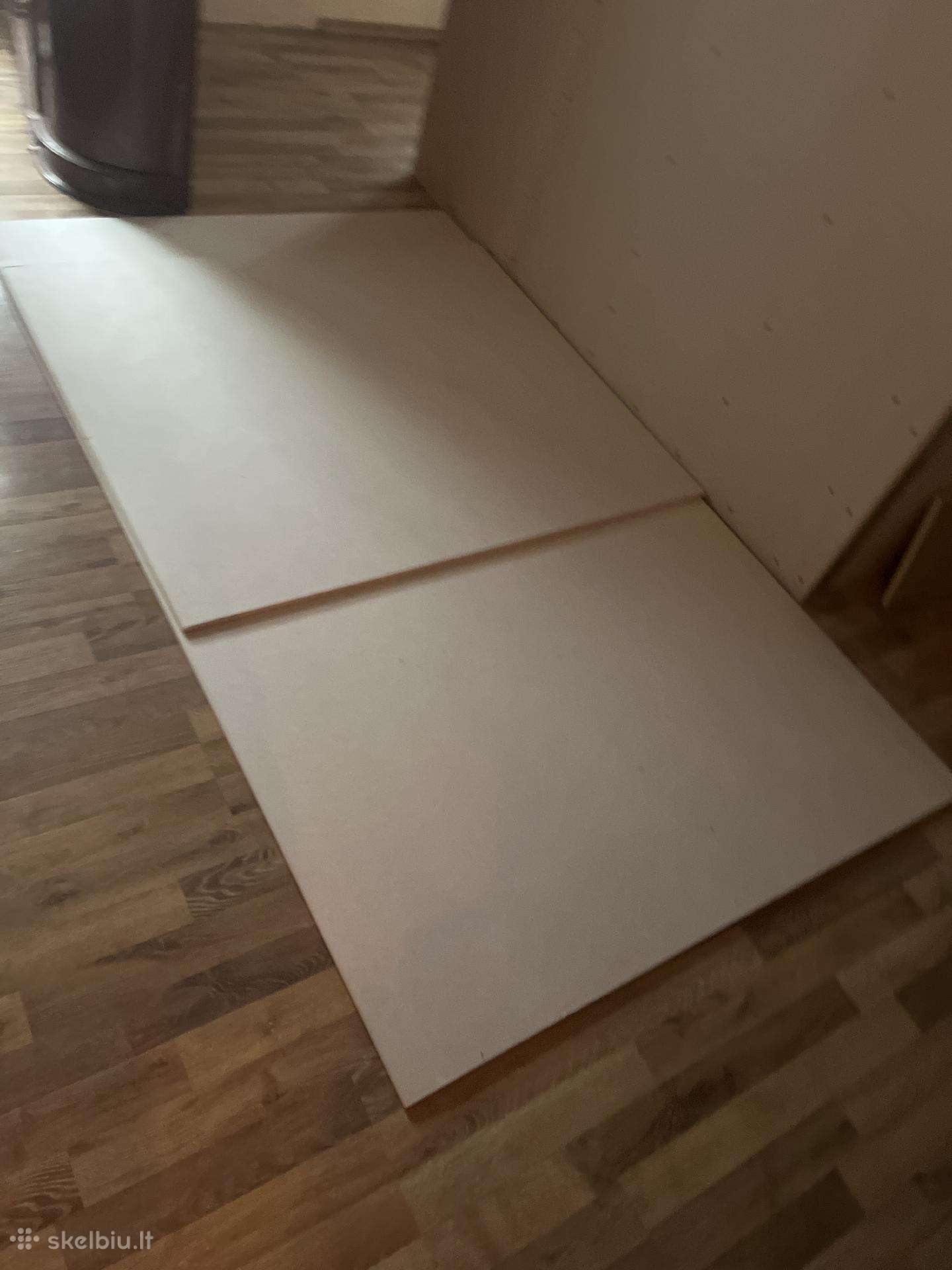 Dovanoju gipso kartono plokštę 120*200cm.
